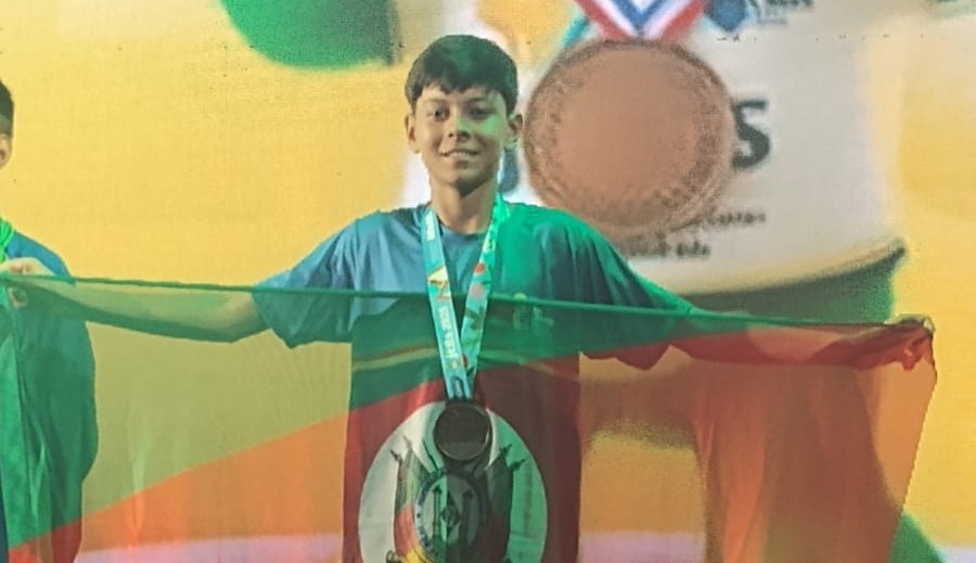 Aluno da EMEF Piratinino de Almeida traz a medalha de bronze para casa