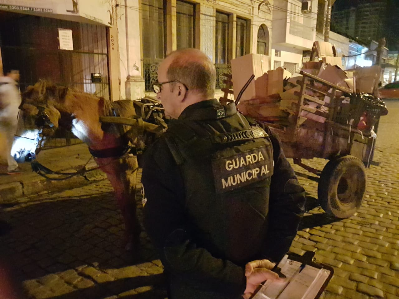 Objetivo é coibir maus-tratos e orientar a população sobre os cuidados com esses animais