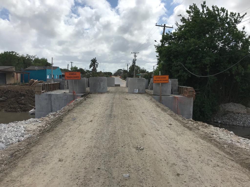 Nova estrutura, com aduelas de concreto, acompanha a requalificação da avenida Ildefonso Simões Lopes