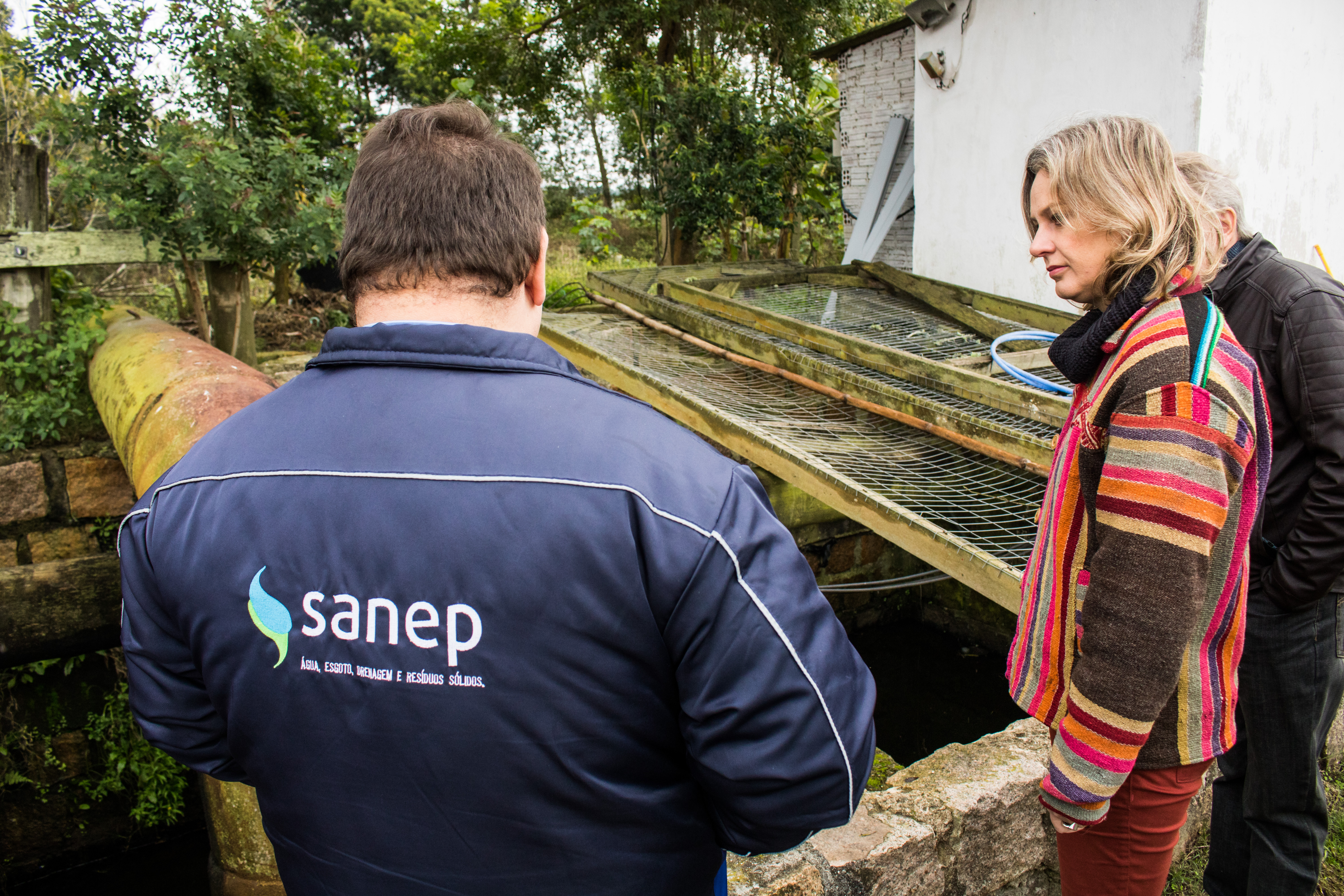 Paula e Barz visitaram local das intervenções, na manhã de quinta-feira, ao lado do diretor-presidente do Sanep
