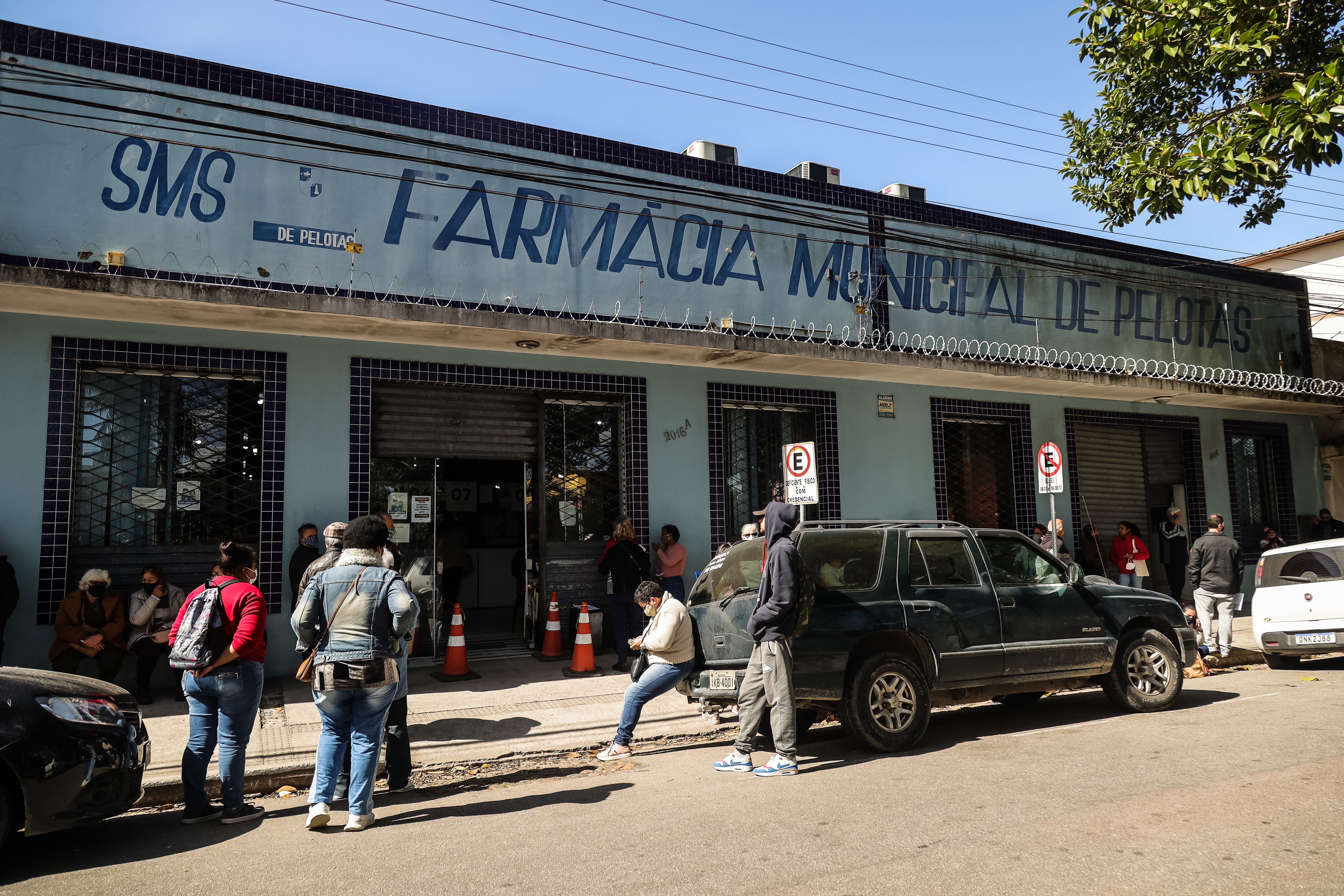 População pode consultar o estoque de medicamentos disponíveis nas farmácias Central e Distritais de forma online