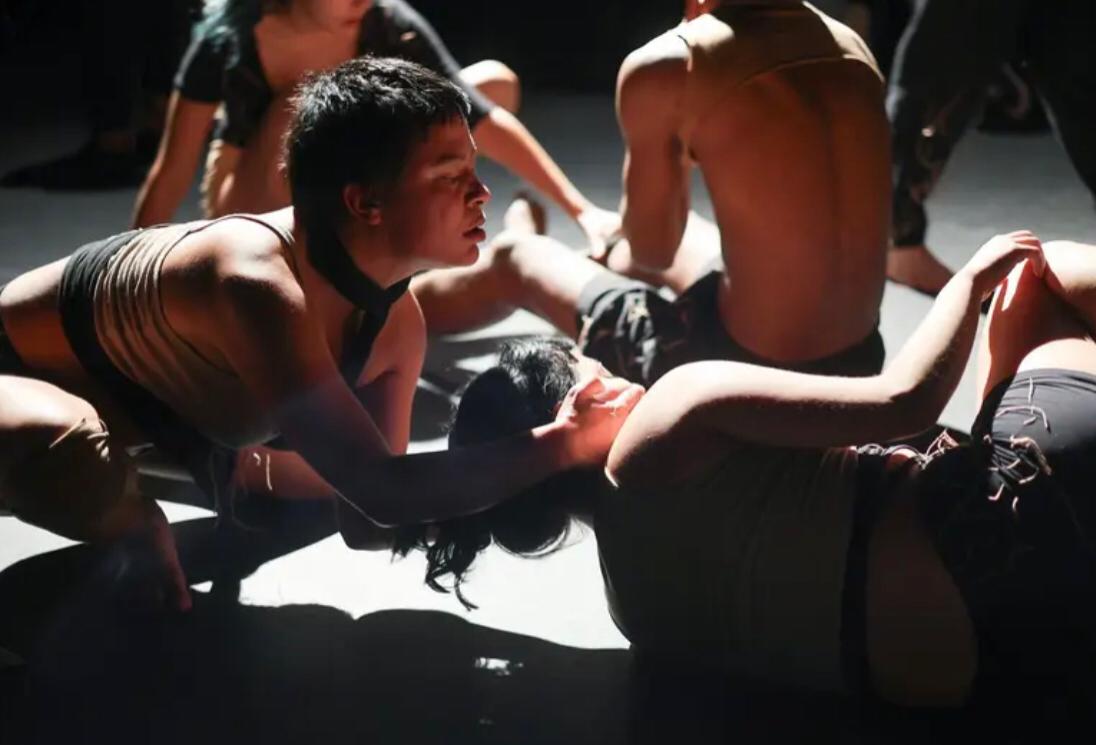 De 3 a 25 de julho, Cia de Teatro apresenta performance e leitura cênica, exposição e lança livro de dramaturgia. Toda programação é gratuita