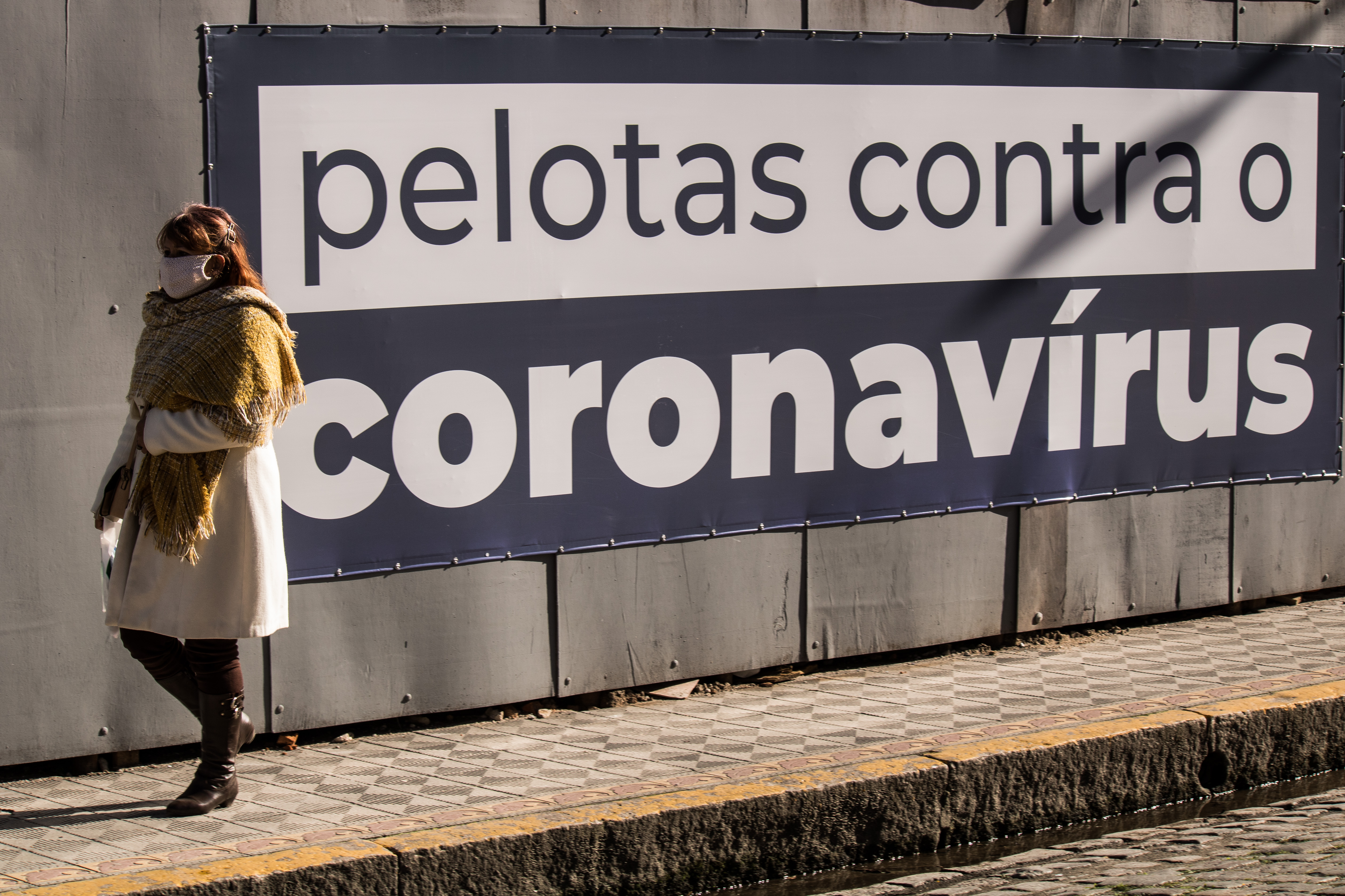 Profissionais da saúde, do comércio e aposentados representam mais de 43% dos 3.131 casos de Covid-19 analisados