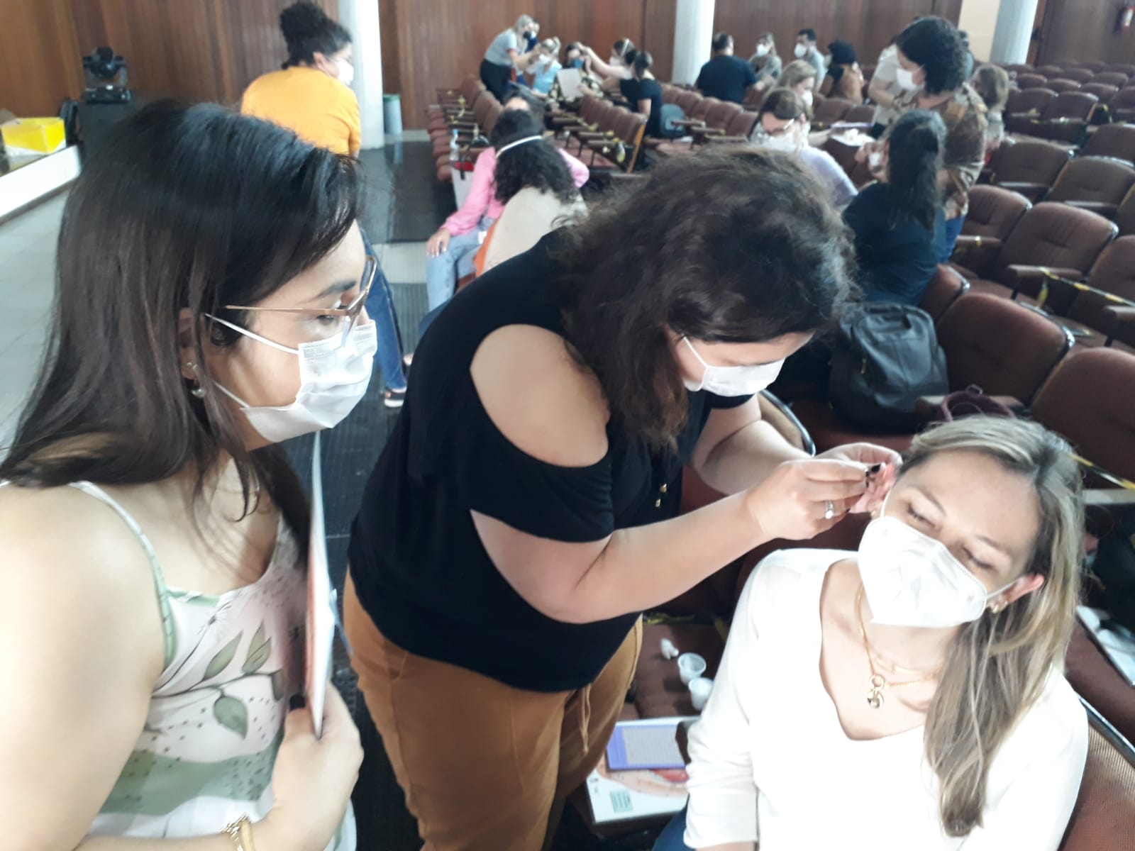 Dos 70 profissionais da saúde que participam do evento, 31 são da rede pública do Município. A técnica está sendo utilizada na Atenção Básica em nível nacional