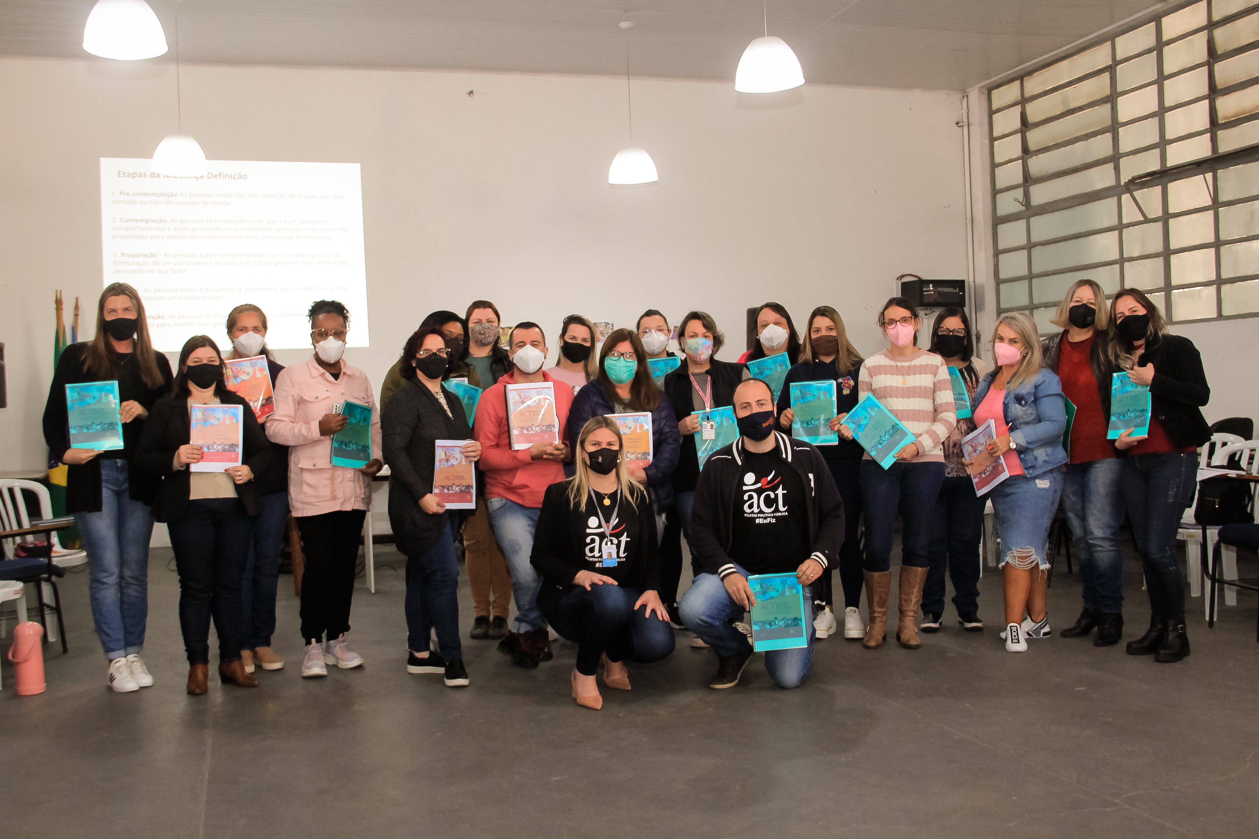 Nova turma de facilitadores do programa do Pacto Pelotas pela Paz é composta por coordenadoras de instituições de ensino infantil do Município e profissionais da Susepe, que darão continuidade ao ACT no sistema prisional