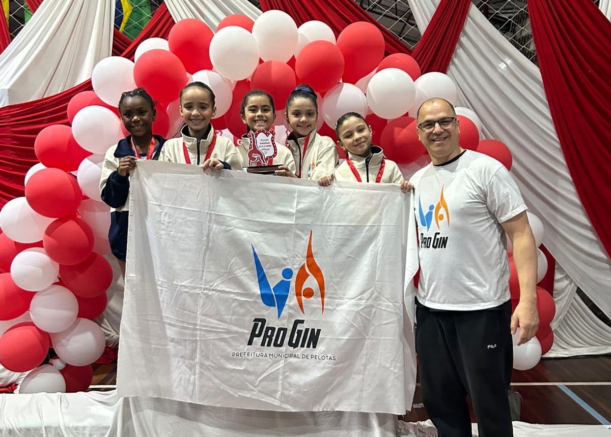 O evento foi realizado no Colégio Gonzaga e a equipe foi representada por cinco atletas