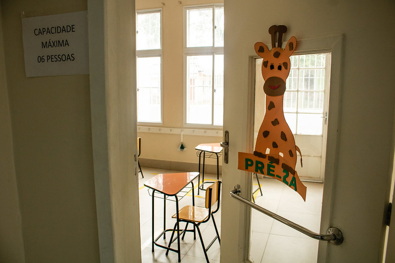 Ano letivo de 2022 tem início nesta quarta-feira (23), de forma 100% presencial. Segurança e acolhimento serão garantidos a alunos, professores e demais trabalhadores da educação