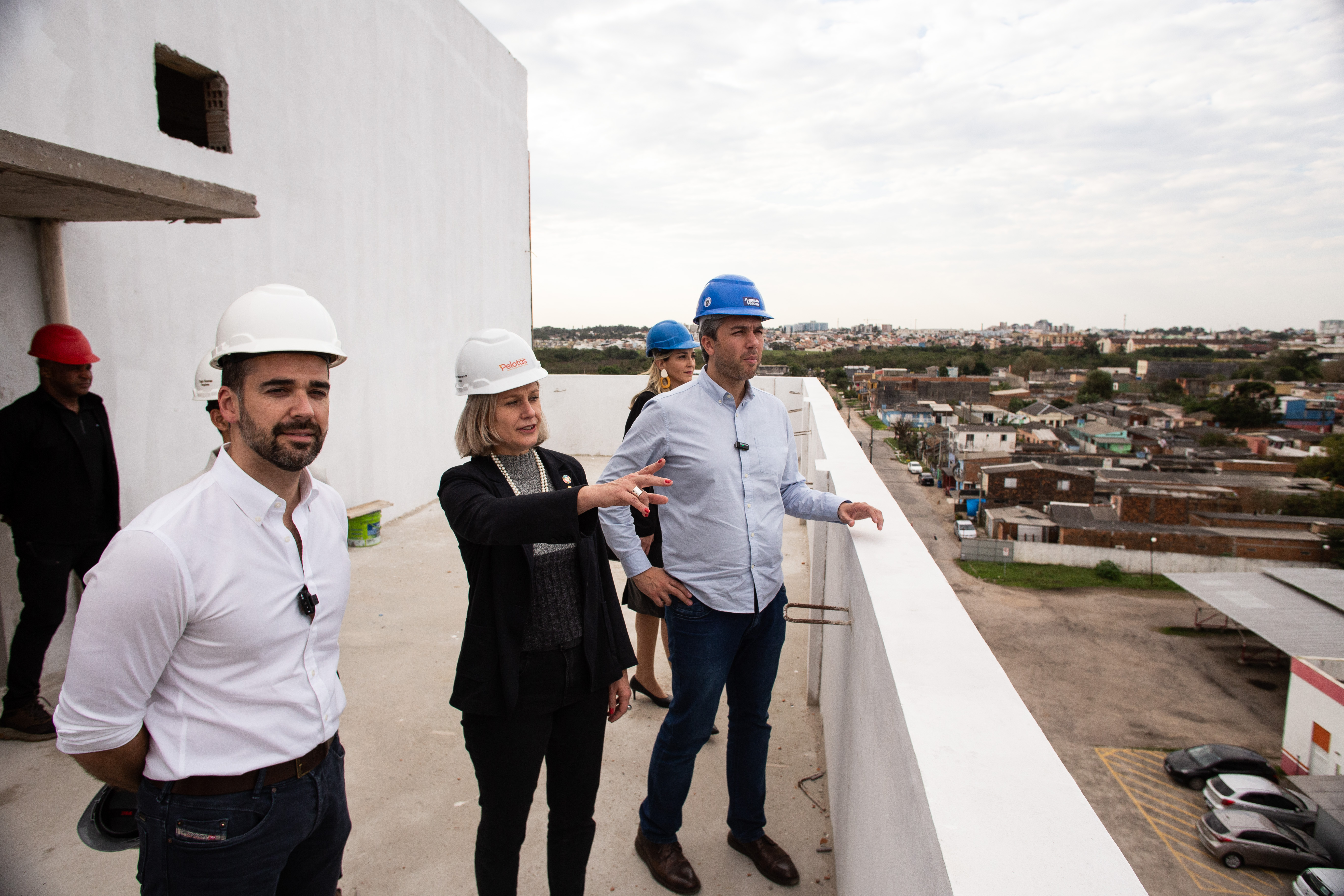 Construção do Hospital Regional de Pronto Socorro encontra-se com 65% das obras executadas. Entrega está prevista para o fim deste ano