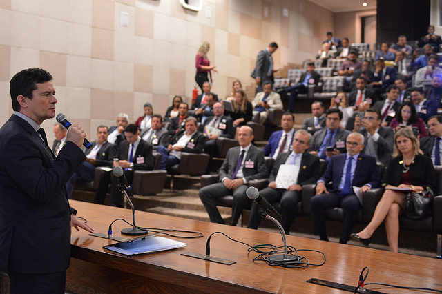 Prefeita foi a única gestora da Região Sul com espaço para expor projetos durante evento voltado ao debate da Lei Anticrime