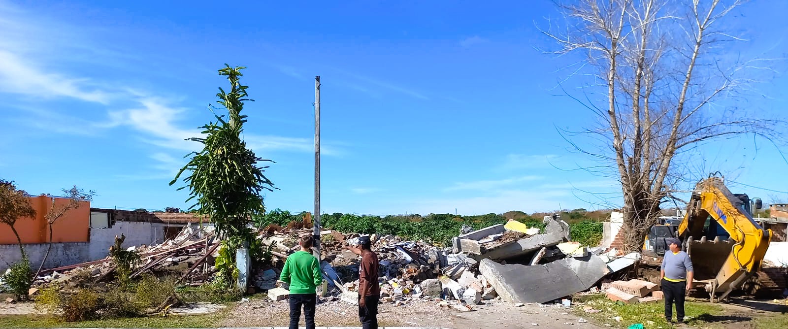 Última das três casas desapropriadas para início da intervenção que vai ligar a vila Farroupilha à avenida Theodoro Müller foi posta abaixo nesta semana