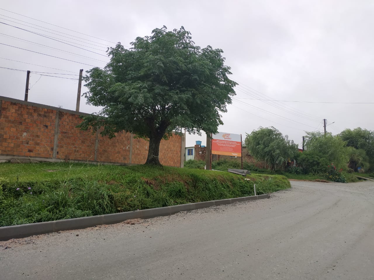 Projeto Pavimentação nos Bairros, do Programa #ObraNoBairro, beneficia as ruas Jornalista Guerreiro Vitória e Manoel Antônio Peres