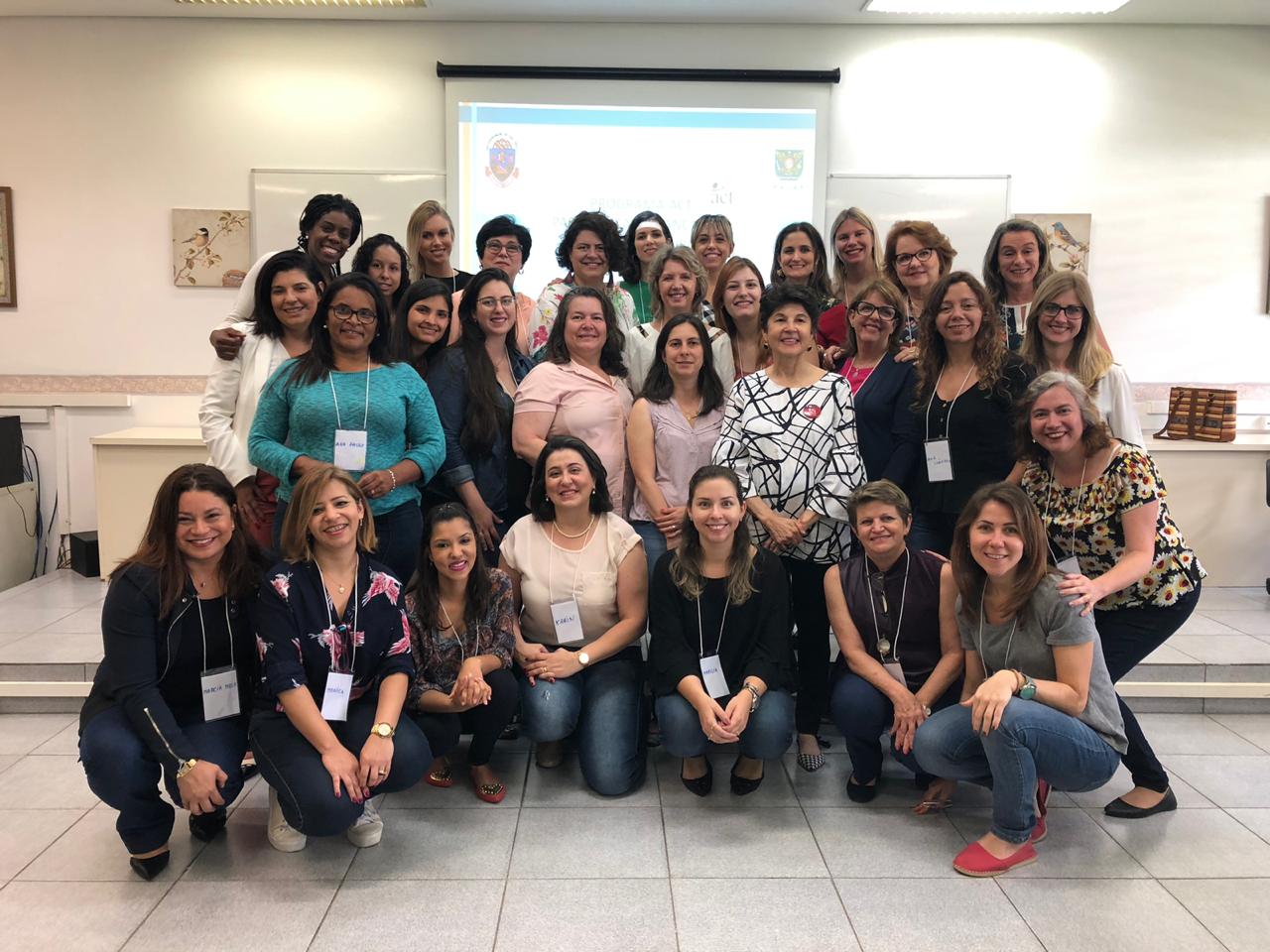 Alicéia Ceciliano apresentou os resultados alcançados pela metodologia junto ao Pacto Pelotas pela Paz