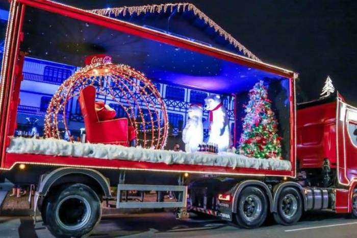 Caminhões sonorizados e iluminados, com a presença do Papai e da Mamãe Noel, percorrerão as ruas de Pelotas na terça-feira (31)