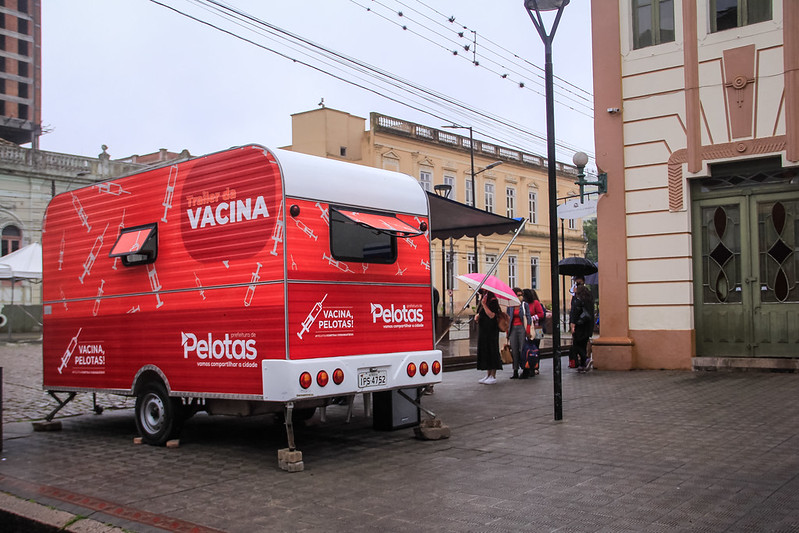 Confira as datas e bairros atendidos pela unidade móvel de vacinação em Pelotas, entre os dias 14 e 18 de março