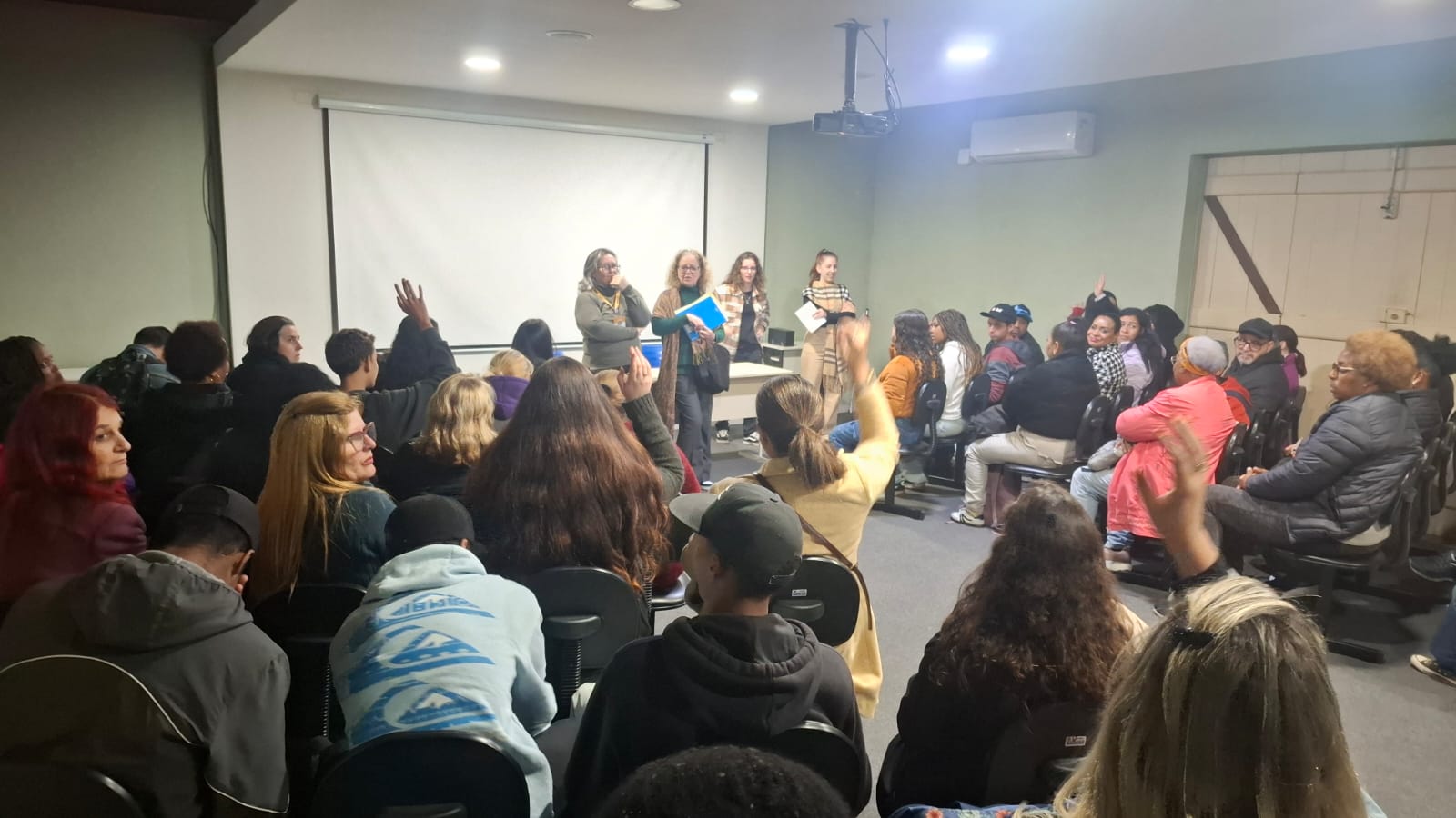 Projeto “Uma Noite no Museu” incluiu uma programação específica para a educação de jovens e adultos