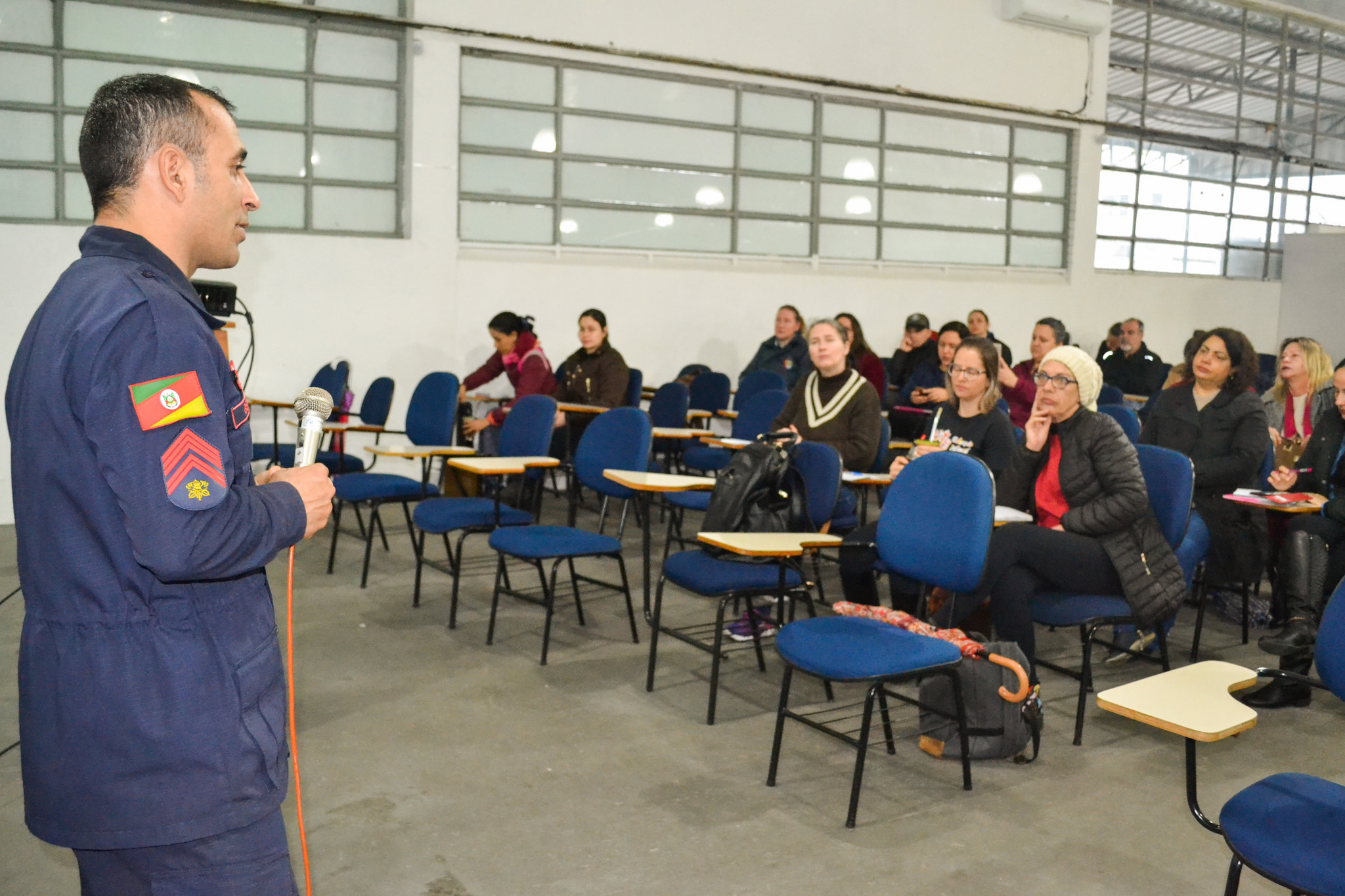 Profissionais de escolas municipais, particulares e assistenciais poderão aprender como lidar em situações de emergência