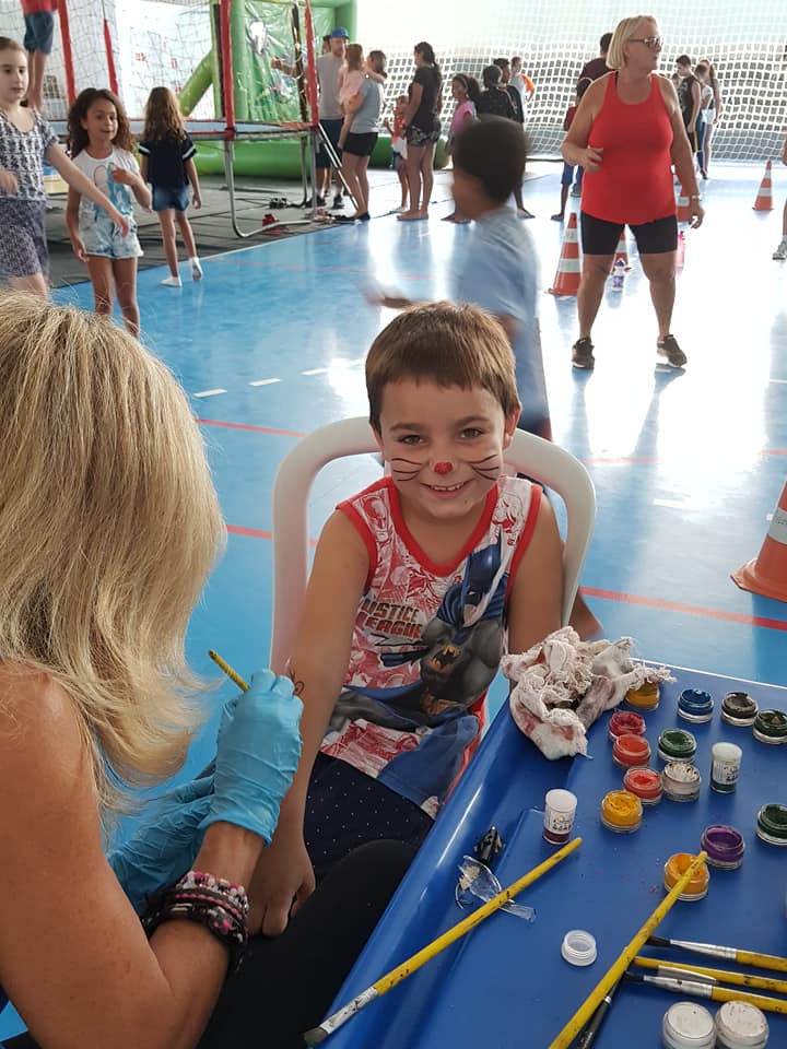Atividades buscam despertar as habilidades esportivas nos jovens