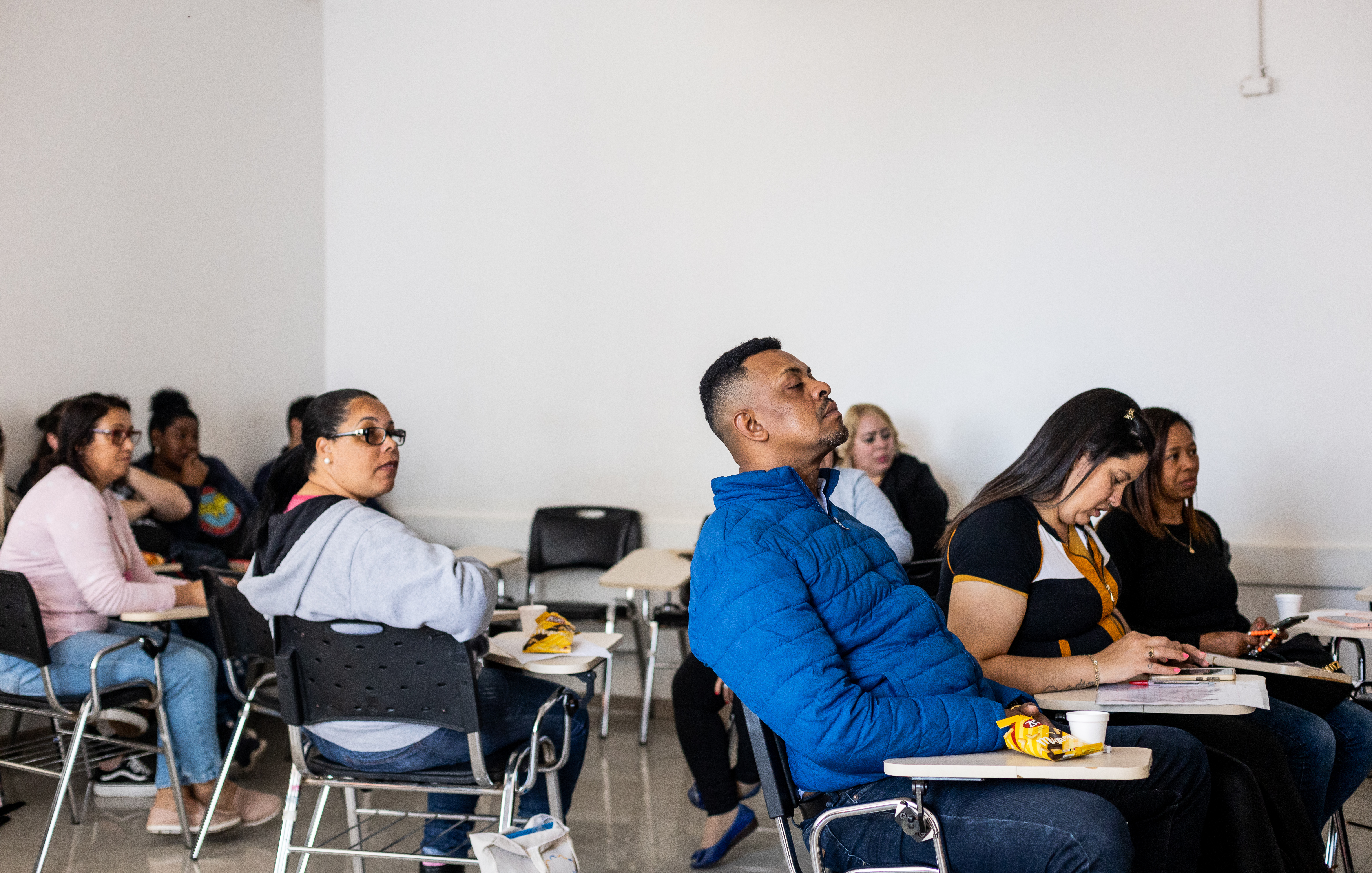 Educadores sociais e do apoio administrativo se preparam para atuar em diferentes áreas de atendimento