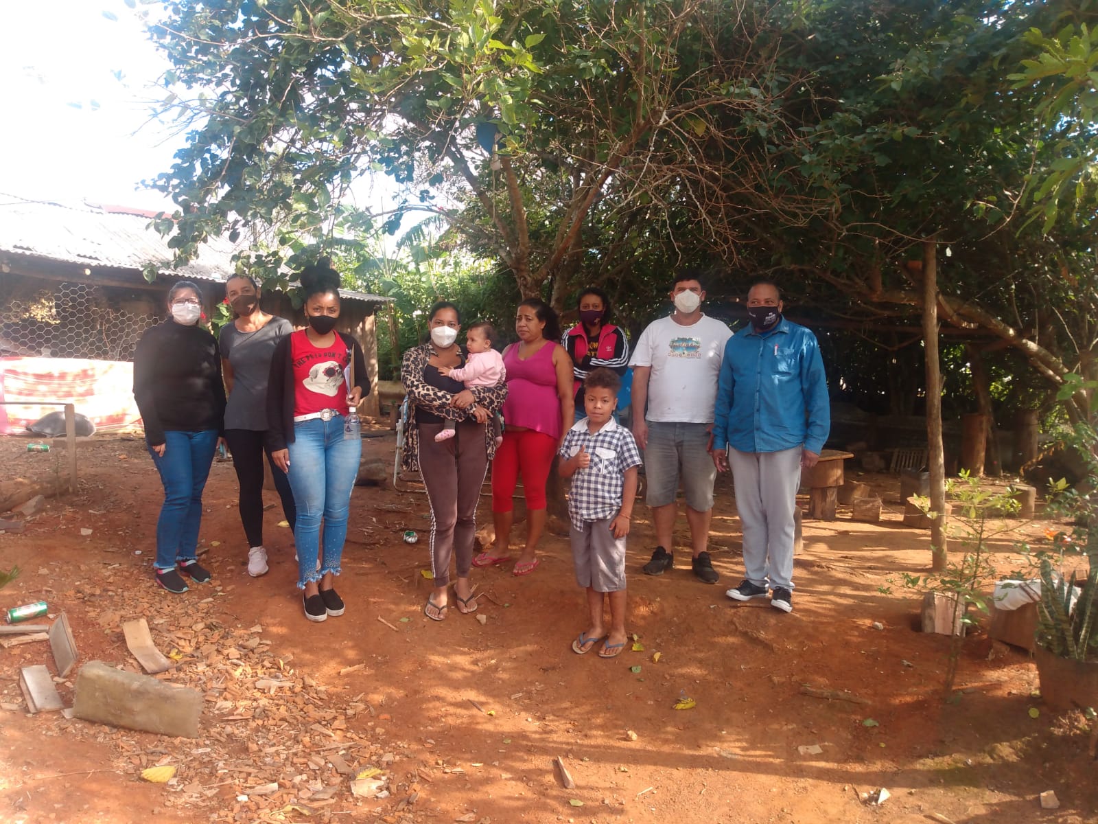 Equipe da Secretaria de Cultura esteve no Quilombo Cerrito Alegre e auxiliou artesãos a solicitarem a parcela única de R$ 800,00