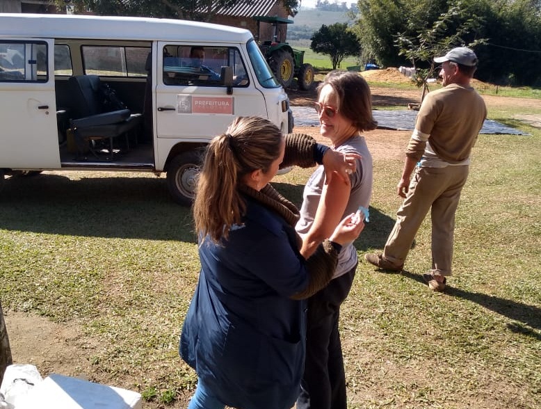 Objetivo é que todos os 22 mil moradores fiquem protegidos da doença