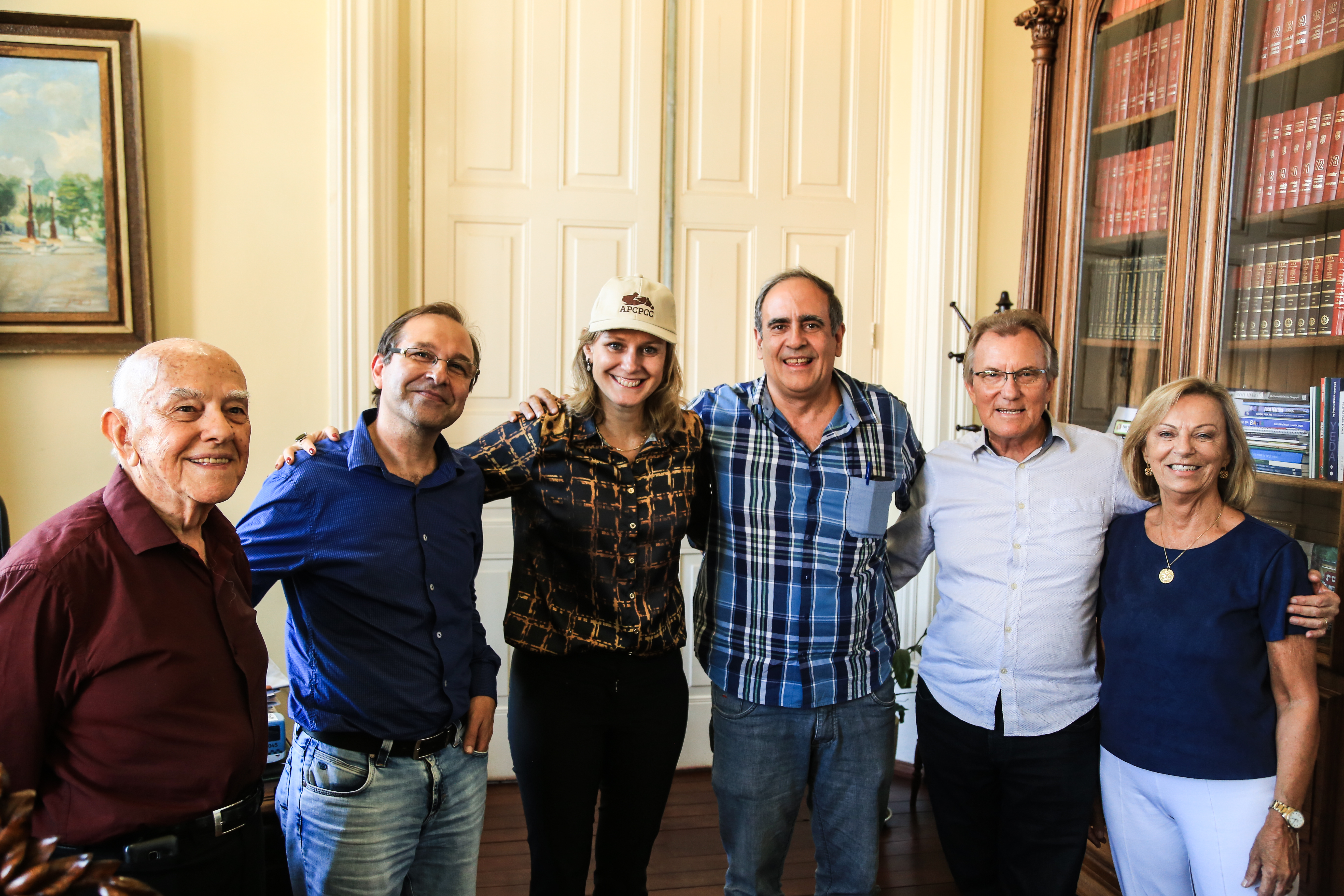 Prefeita e vice receberam comitiva de representantes do Jockey Club de Pelotas