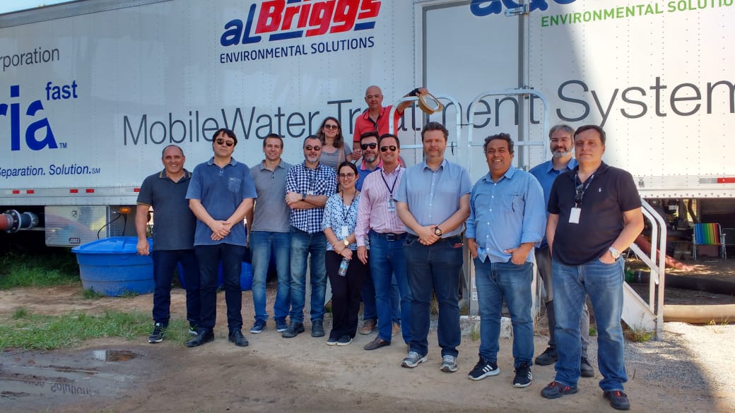 Equipe de Porto Alegre veio conhecer o sistema de tratamento de água através de membranas de filtração