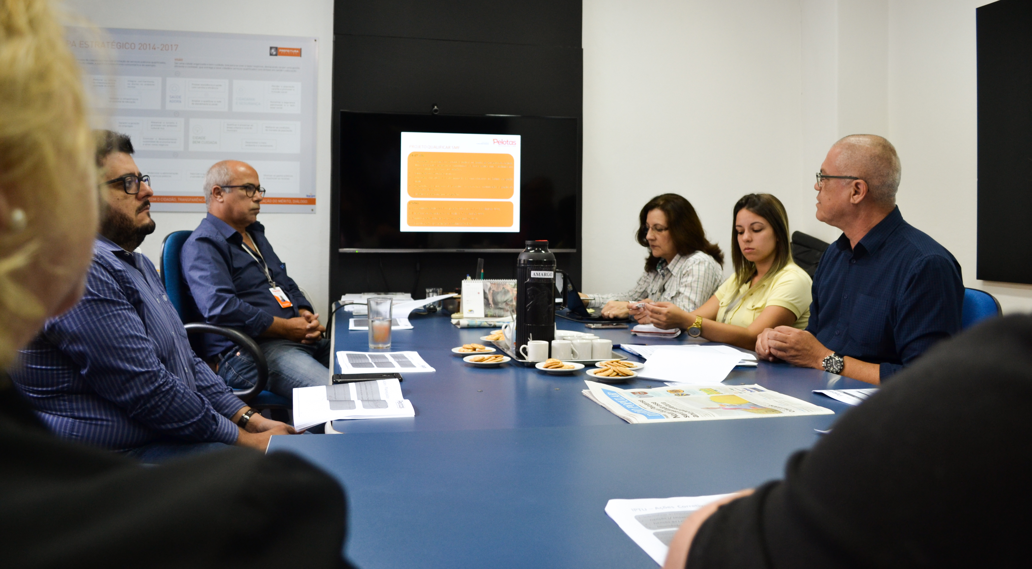 Participaram da reunião mensal, além dos secretários, gestores de cada componente de receita
