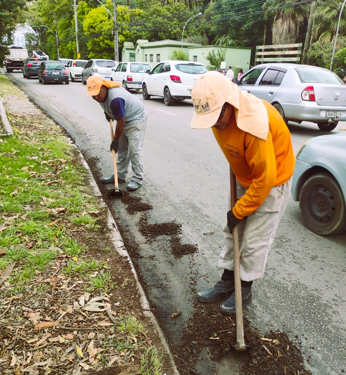 Ações organizadas pela Secretaria de Serviços Urbanos e Infraestrutura (Ssui) ocorrem em diversas regiões da cidade