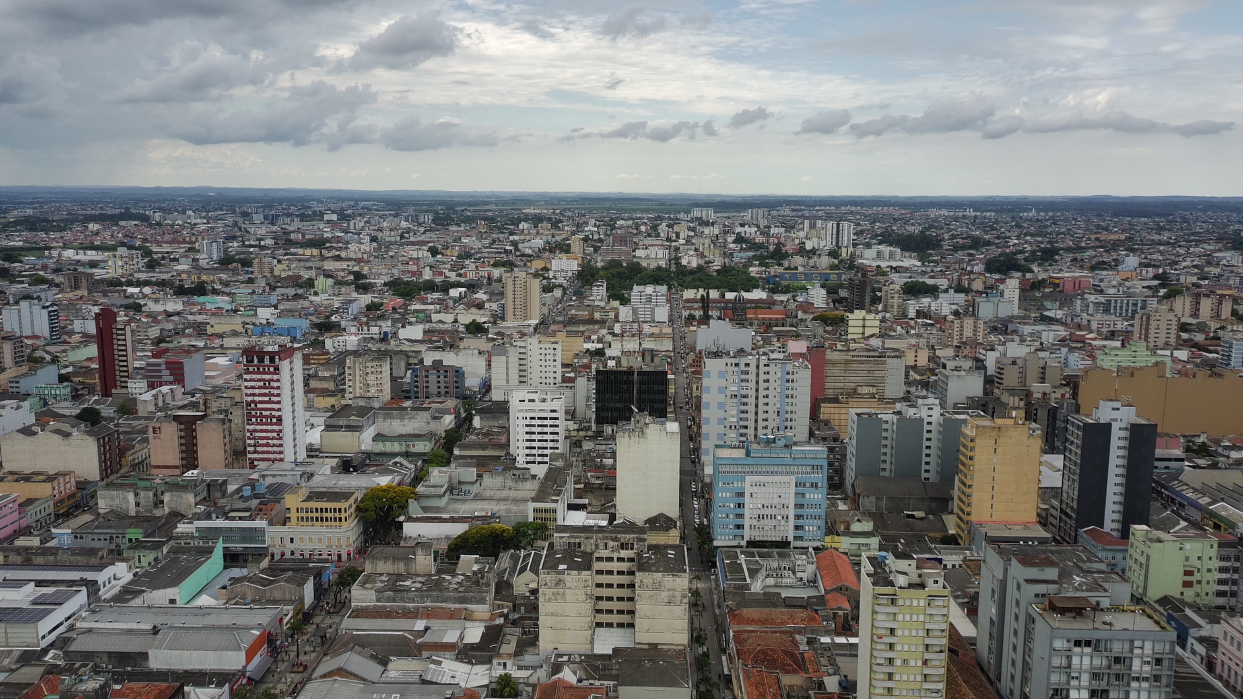 Trabalhador com recursos no Fundo de qualquer região das zonas urbana e rural pode sacar até R$ 6.2 mil