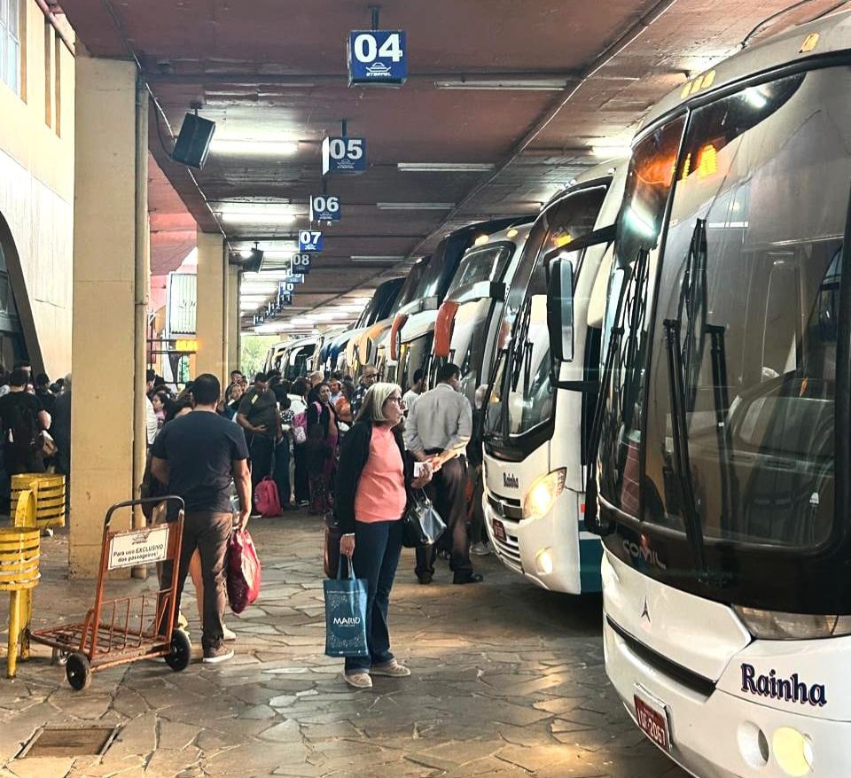 A ideia é que, via licitação e em médio prazo, pet shop, lavanderia, salão de beleza e farmácia também integrem o andar térreo