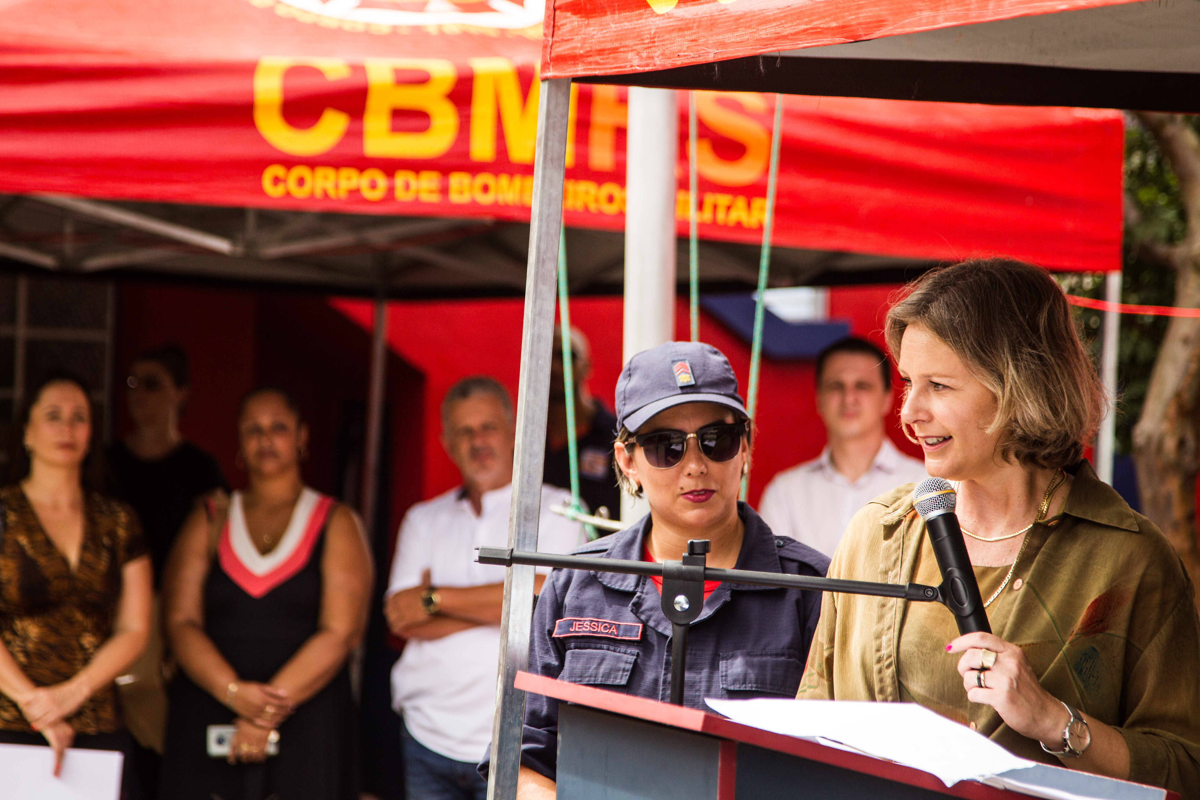 Solenidade de entrega de equipamentos aos Bombeiros, que qualificam as atividades para salvar vidas, ocorreu nesta sexta-feira