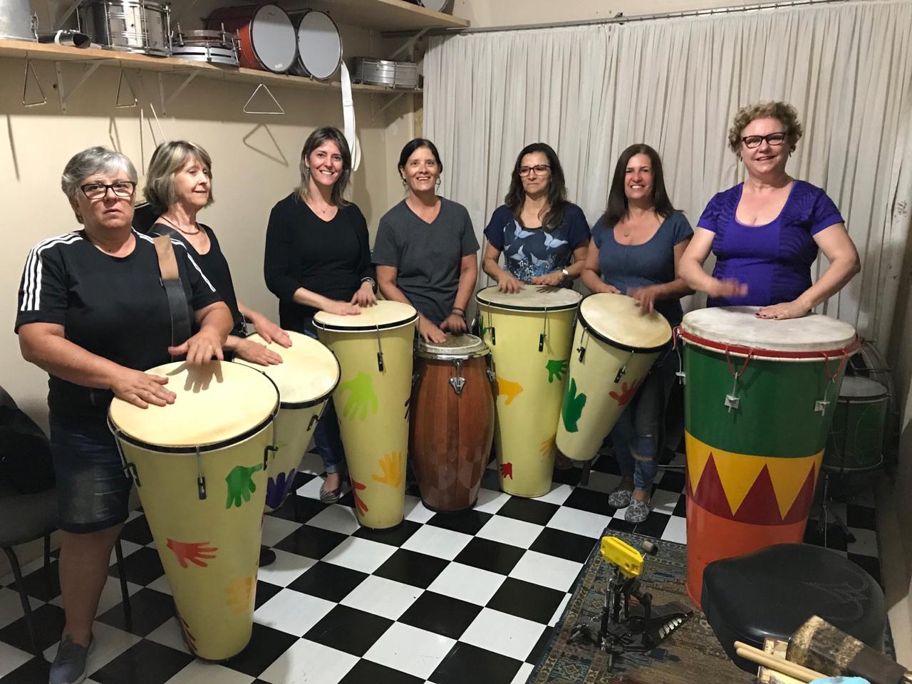 A partir das 9h30min deste sábado, ocorre apresentação com o Quinteto Maga e grupo de percussão Nossopapo