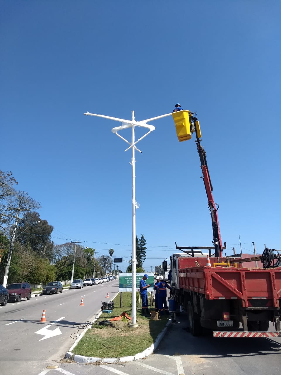 Aparato já começou a ser colocado nas estruturas metálicas da avenida Saturnino de Brito