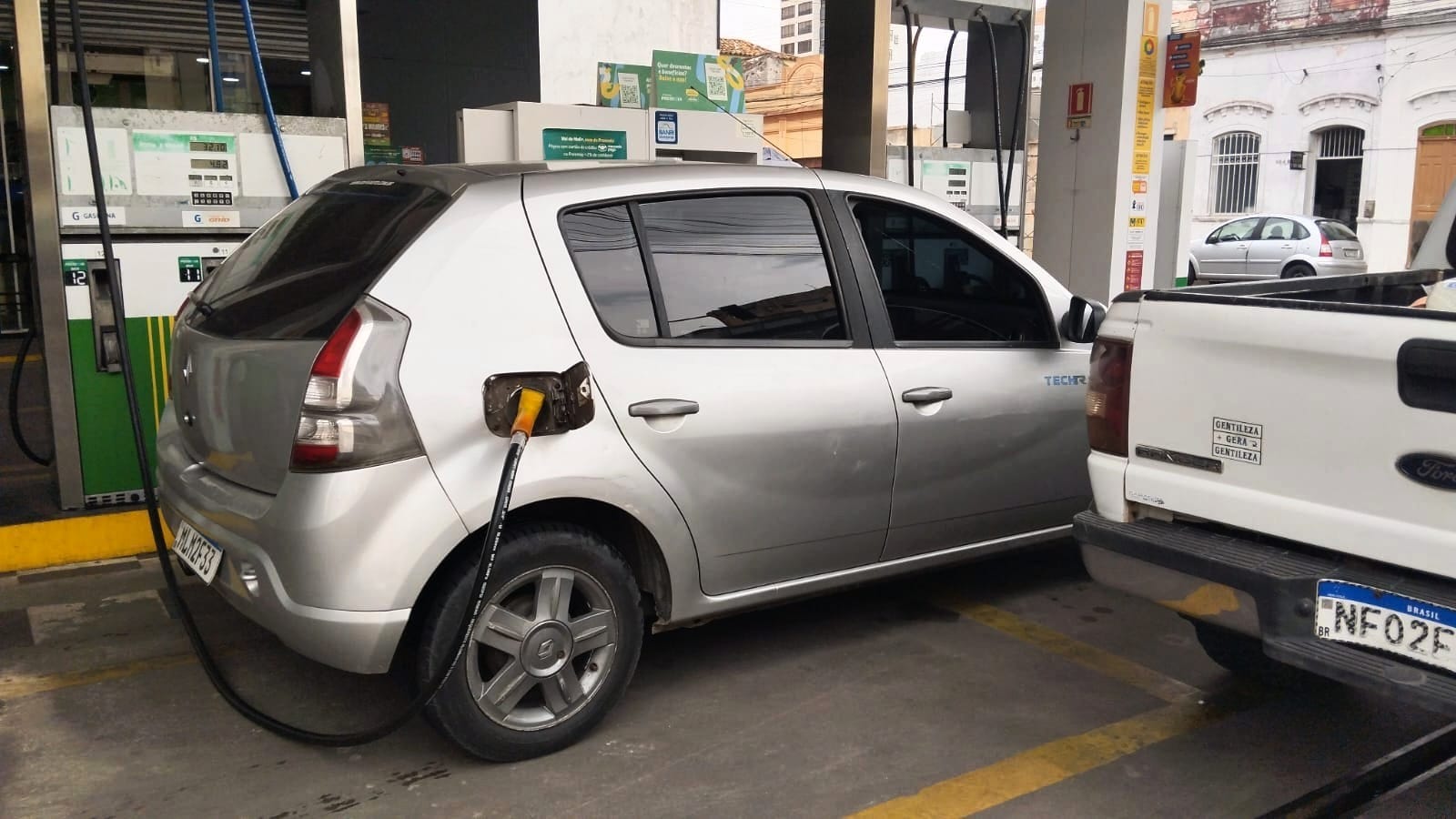 Com exceção do valor do litro do etanol, leve redução é observada pelo Procon