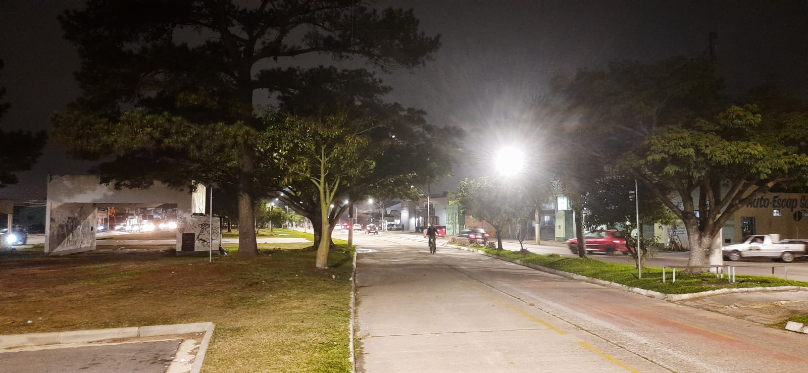 Município estende o novo sistema de iluminação pública para a principal via do bairro Fragata