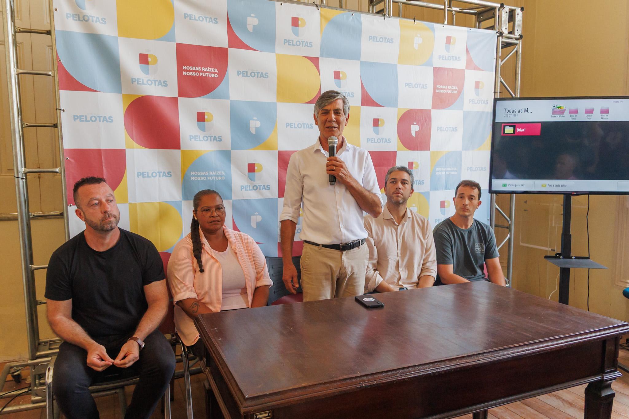 Programação do evento, em parceria com a CDL, foi anunciada nesta sexta-feira (12) durante entrevista coletiva com o prefeito Fernando Marroni e o deputado federal Daniel Trzeciak