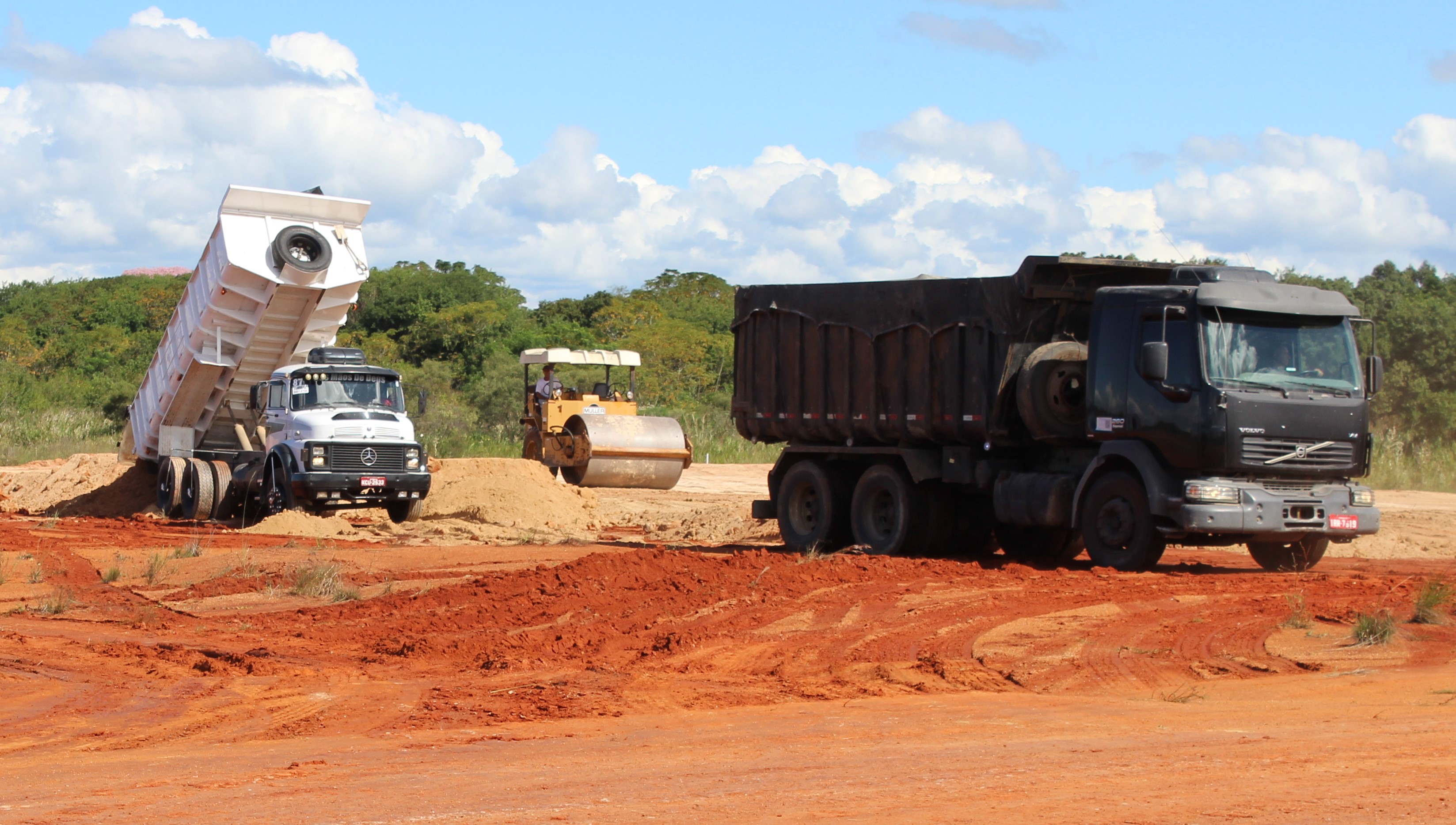 O serviço é uma exigência prevista pelo Governo Federal à obra da ETE, com ações de mobilização social junto à comunidade impactada com a obra