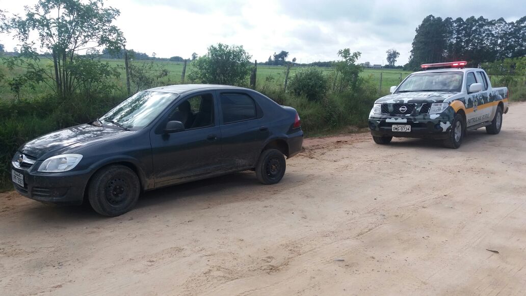 Automóvel foi encontrado no distrito de Monte Bonito, interior de Pelotas
