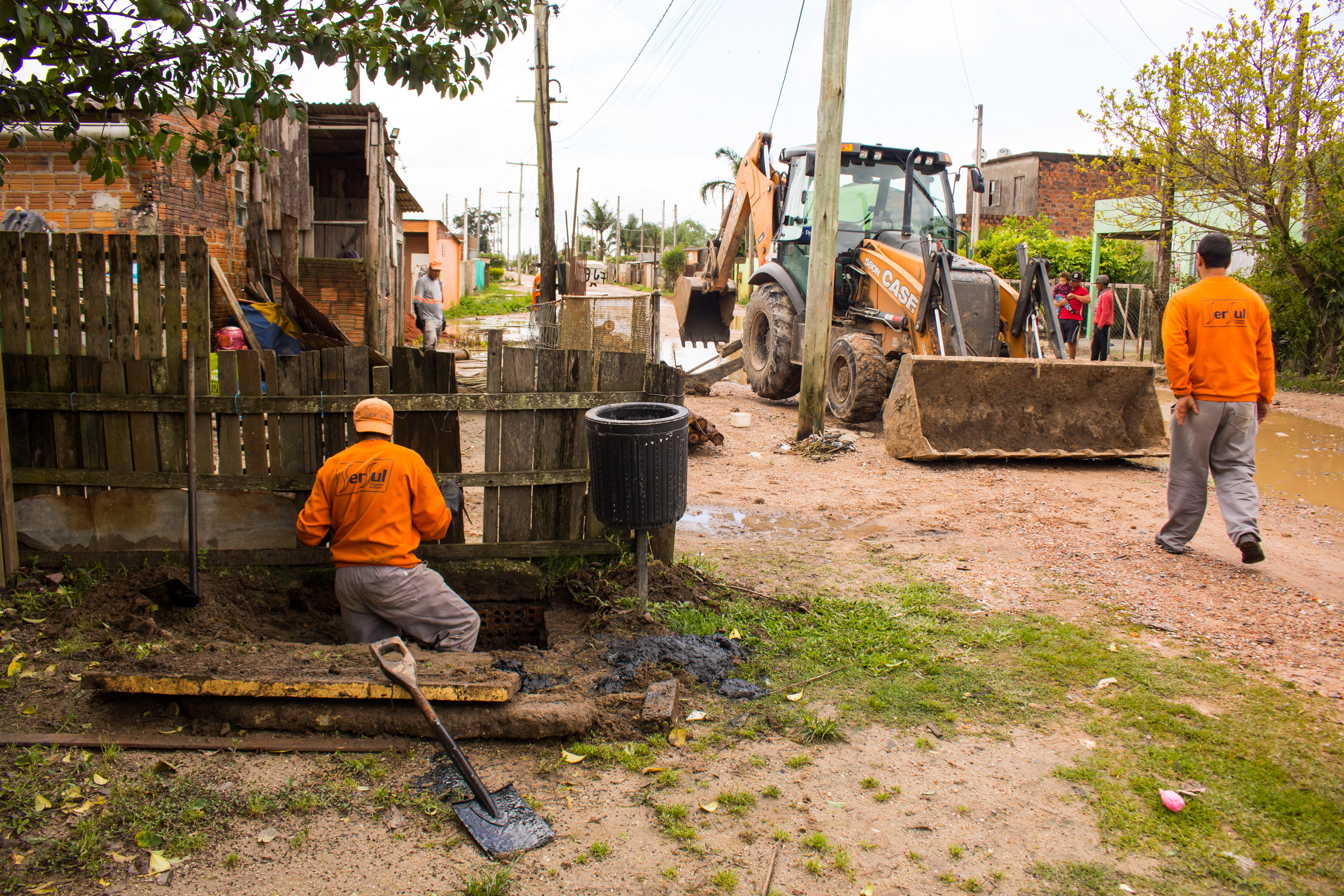 Prefeitura acelera e reforça serviços em pontos das zonas urbana e rural, depois de precipitações inesperadas
