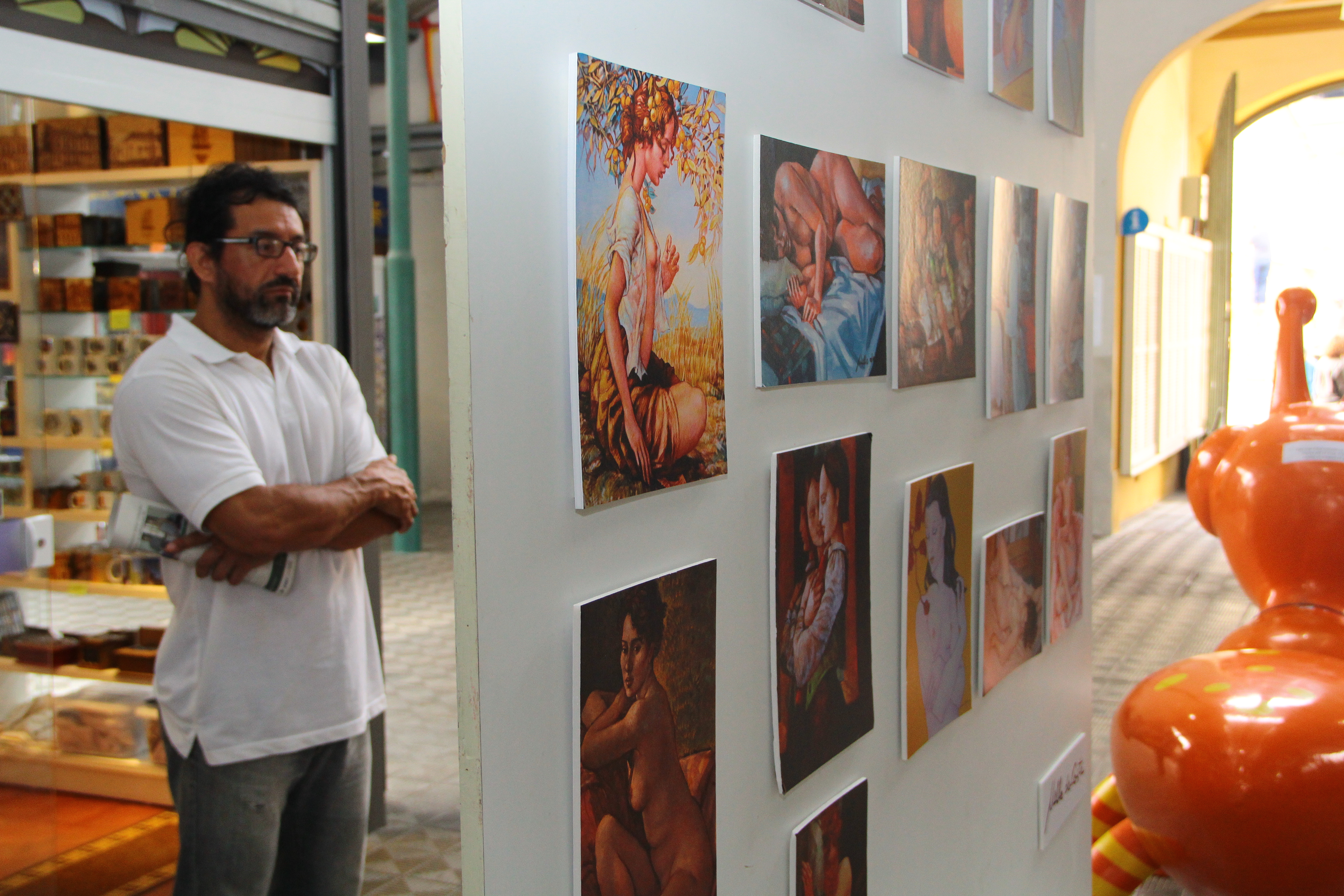Curadoria é do fotógrafo Neco Tavares. Obras seguem em exposição até domingo (30)