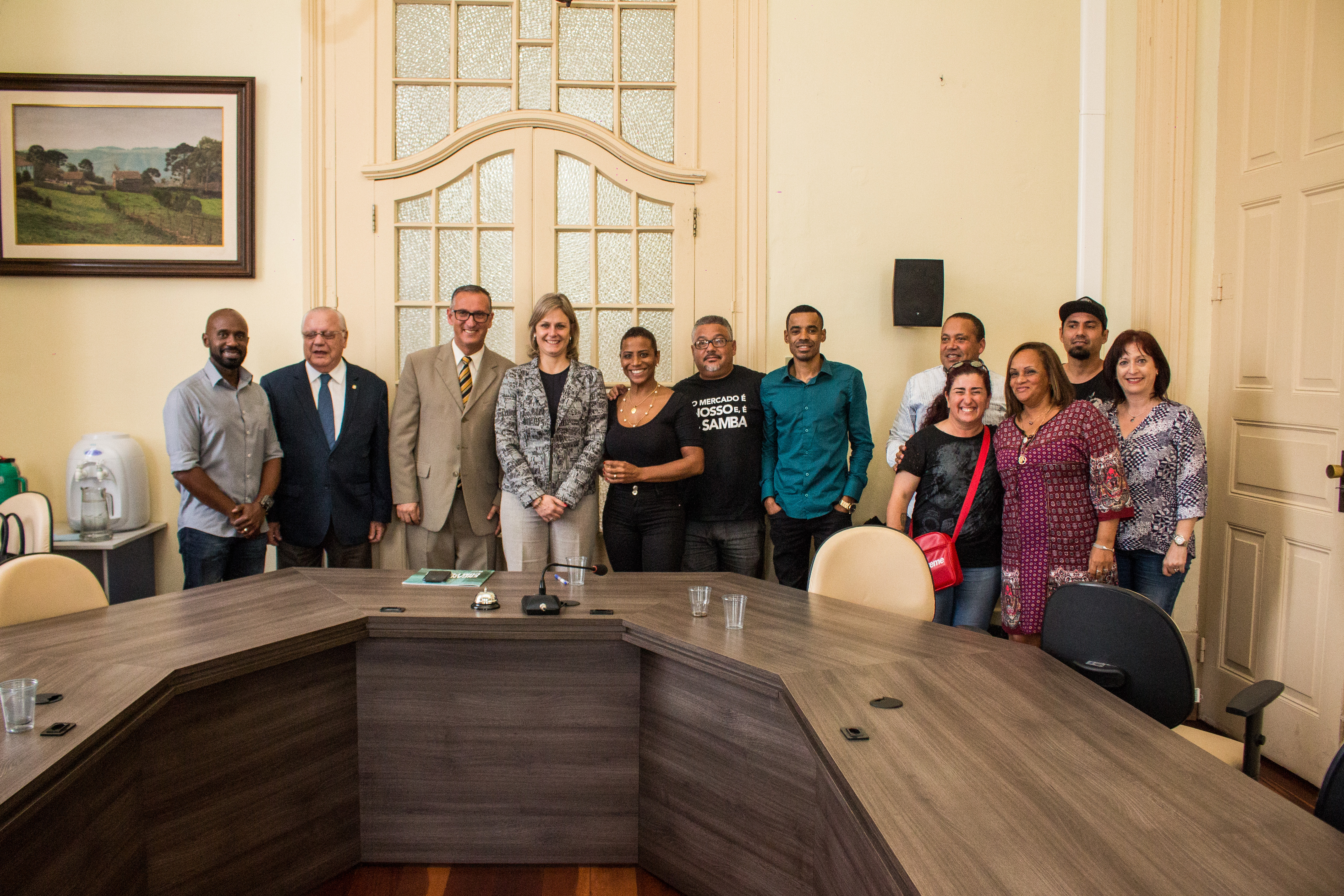 Expediente contém compromisso, assumido por permissionários e pela prefeita, de cumprimento das regras e fiscalização