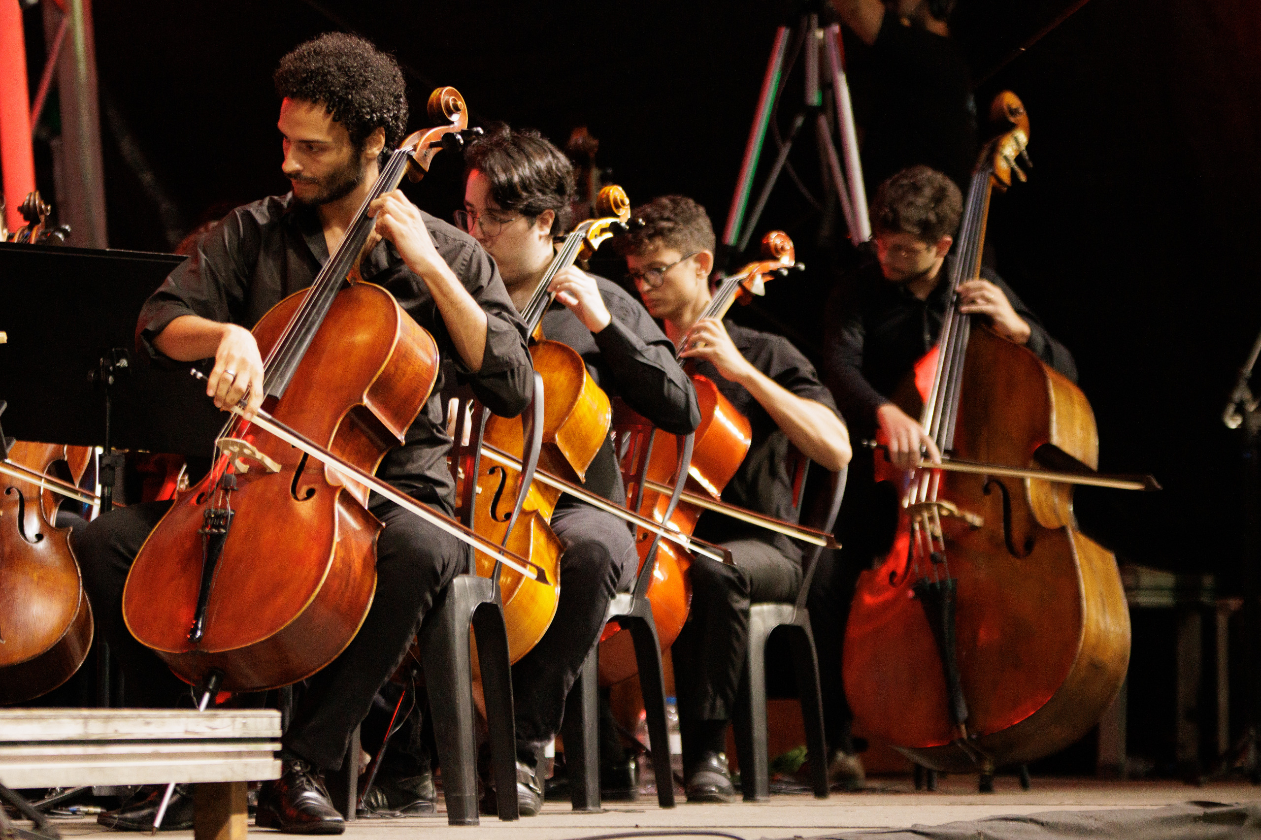 Orquestra Acadêmica emocionou o público no encerramento da 14ª edição, que teve quase o dobro de apresentações do ano anterior. Prefeitura deu apoio