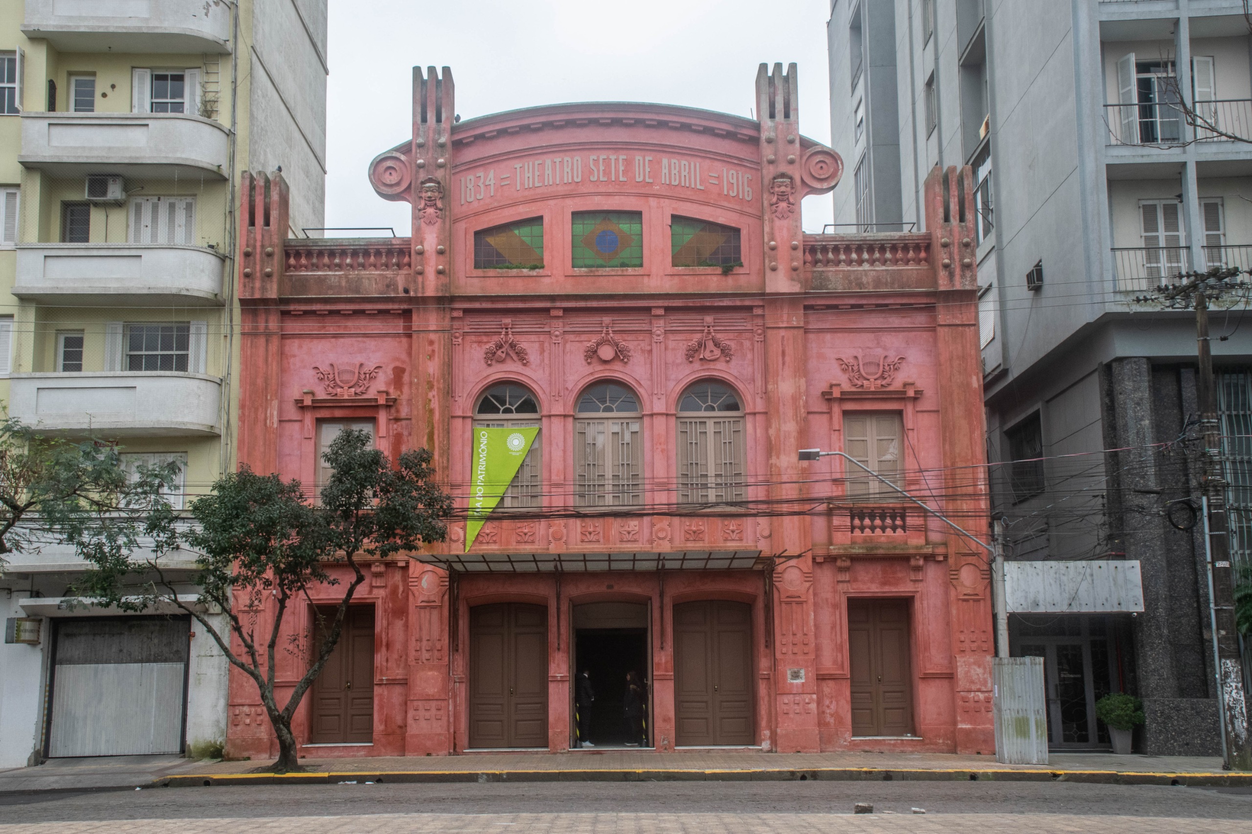 Quarenta alunos de 5º ao 9º ano da rede municipal de ensino vão integrar grupo de dança vinculado ao Theatro Sete de Abril