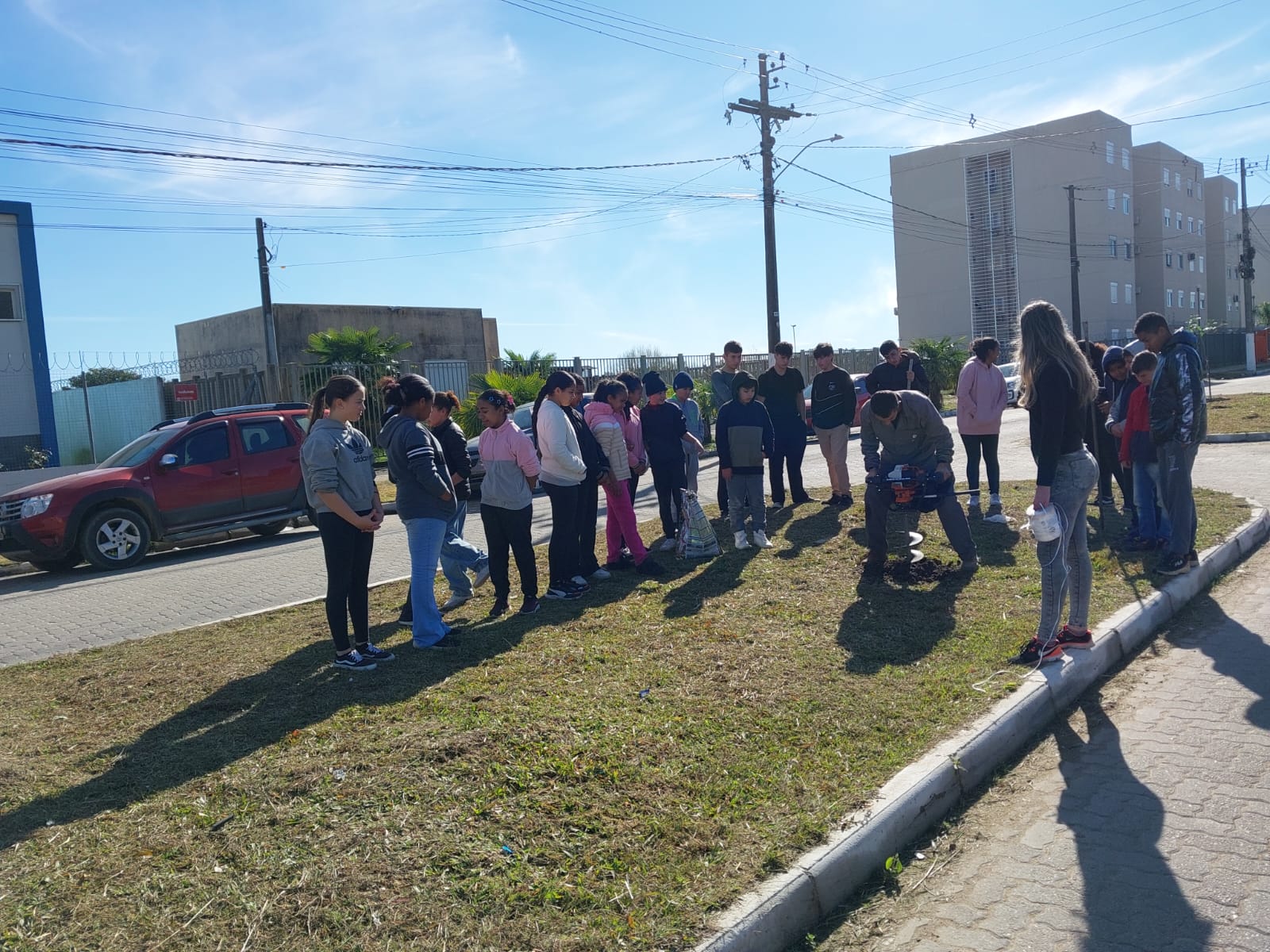 Ação de educação ambiental mobilizou alunos do 6° ano da EMEF Maria Helena Vargas da Silveira