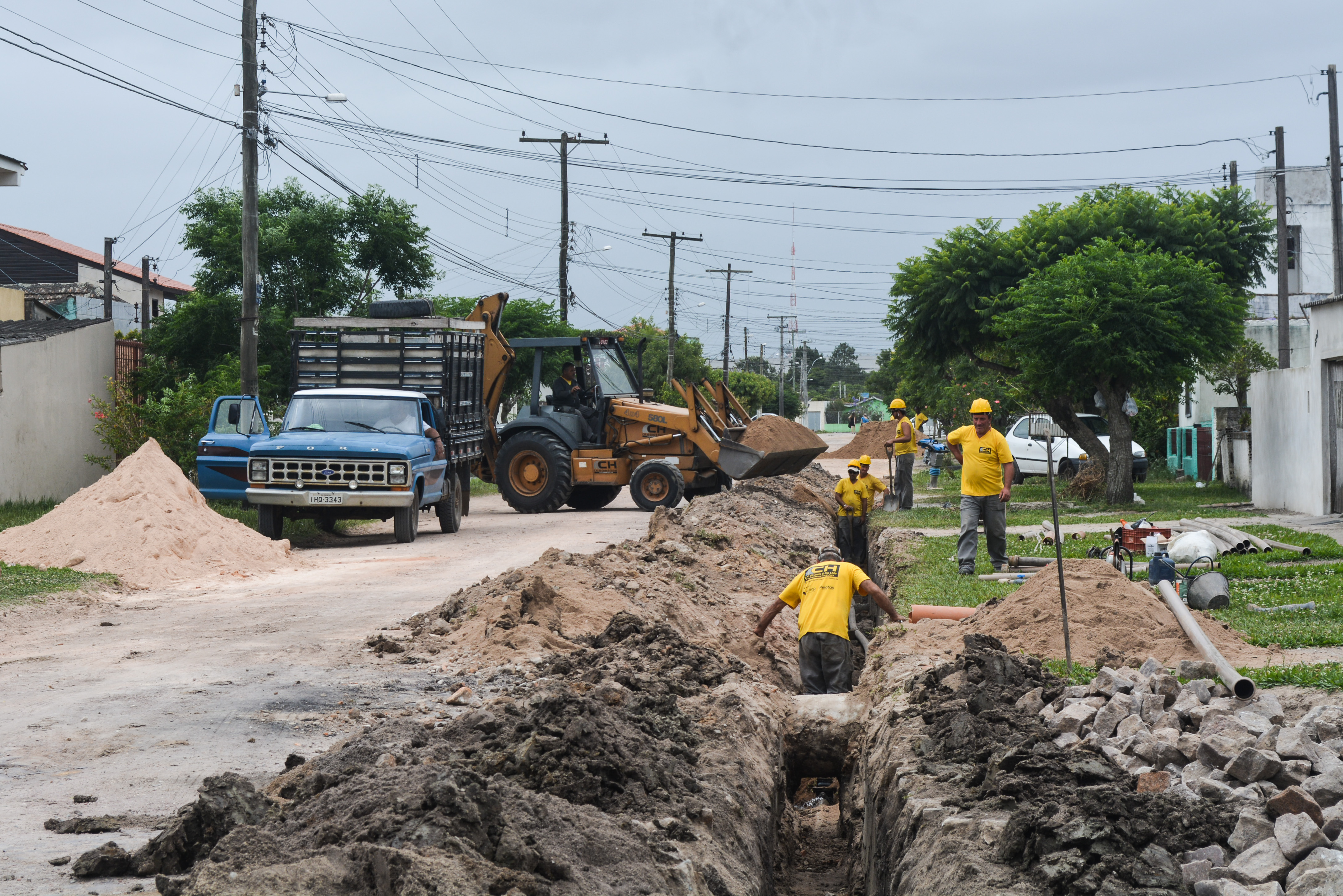 Ação integra o pacote de substituição de 10 quilômetros de redes de fibrocimento da autarquia