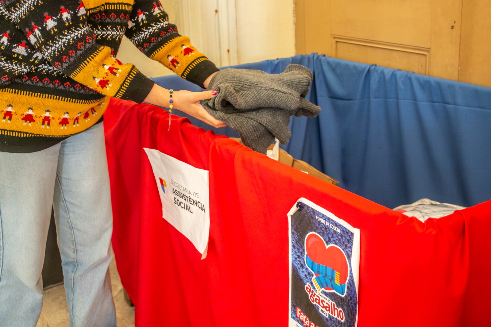 Roupas quentes e cobertas são as mais urgentes