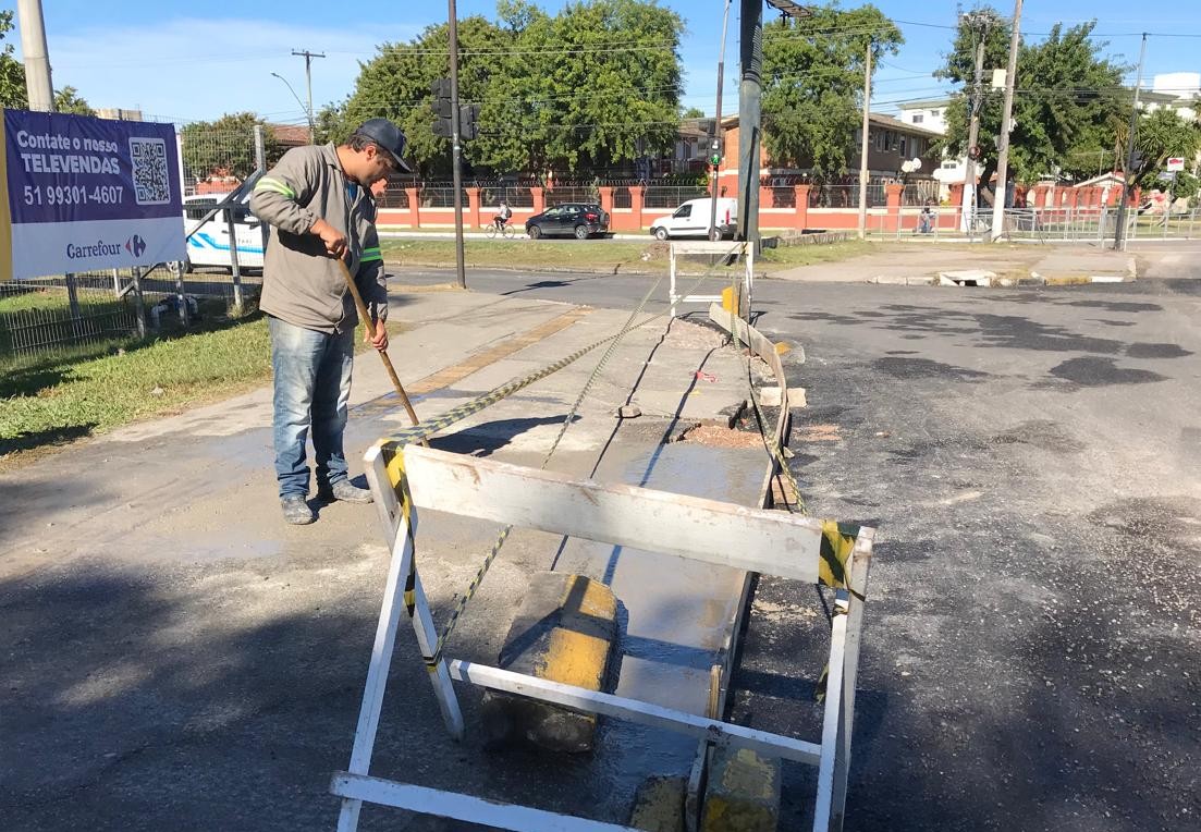 Operação Tapa-buracos continua na avenida Adolfo Fetter e em pontos da Gonçalves Chaves, Tamandaré, Barroso e Conde de Porto Alegre