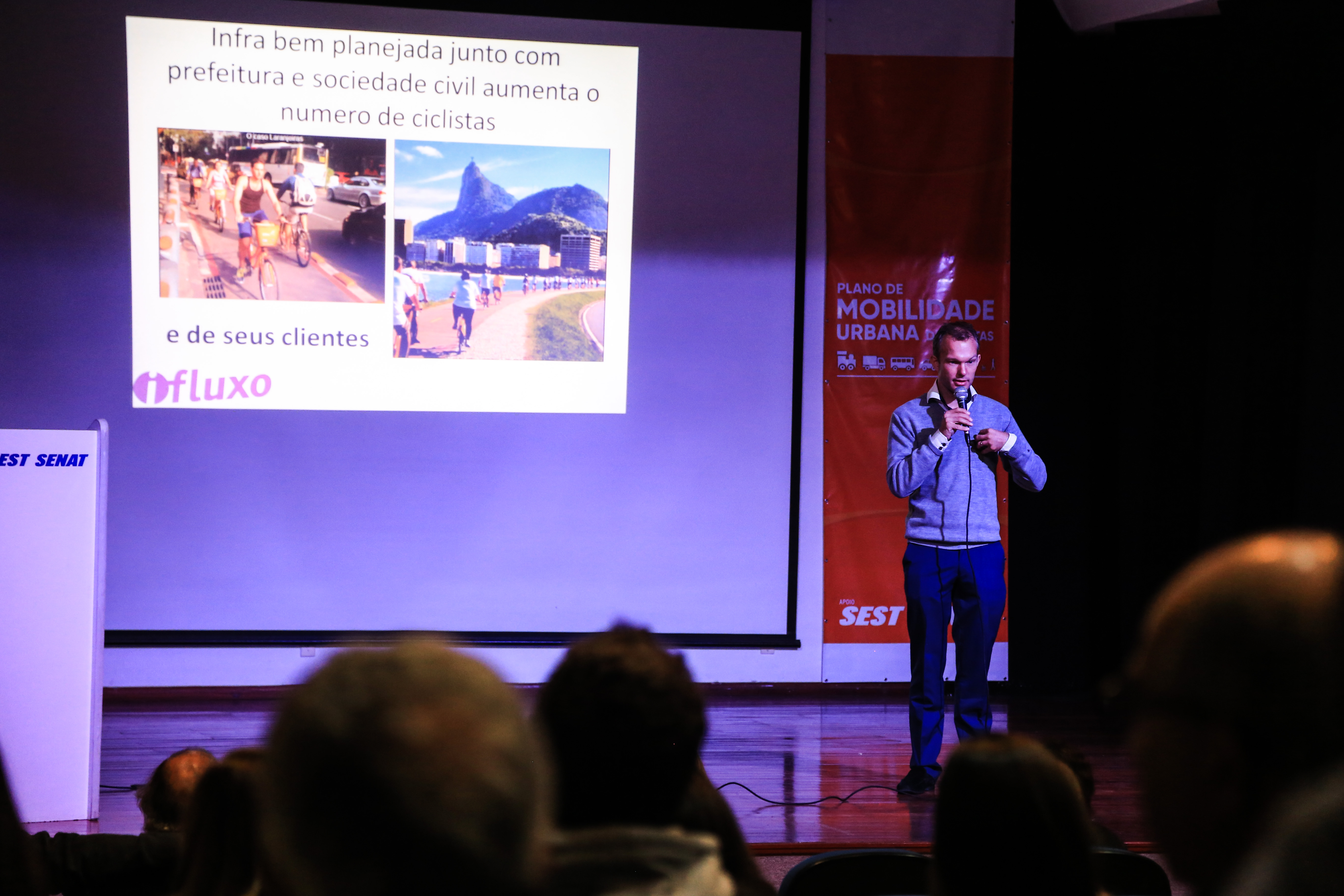 A prefeita Paula Mascarenhas participou do evento, que reuniu instituições envolvidas com a área da mobilidade em Pelotas