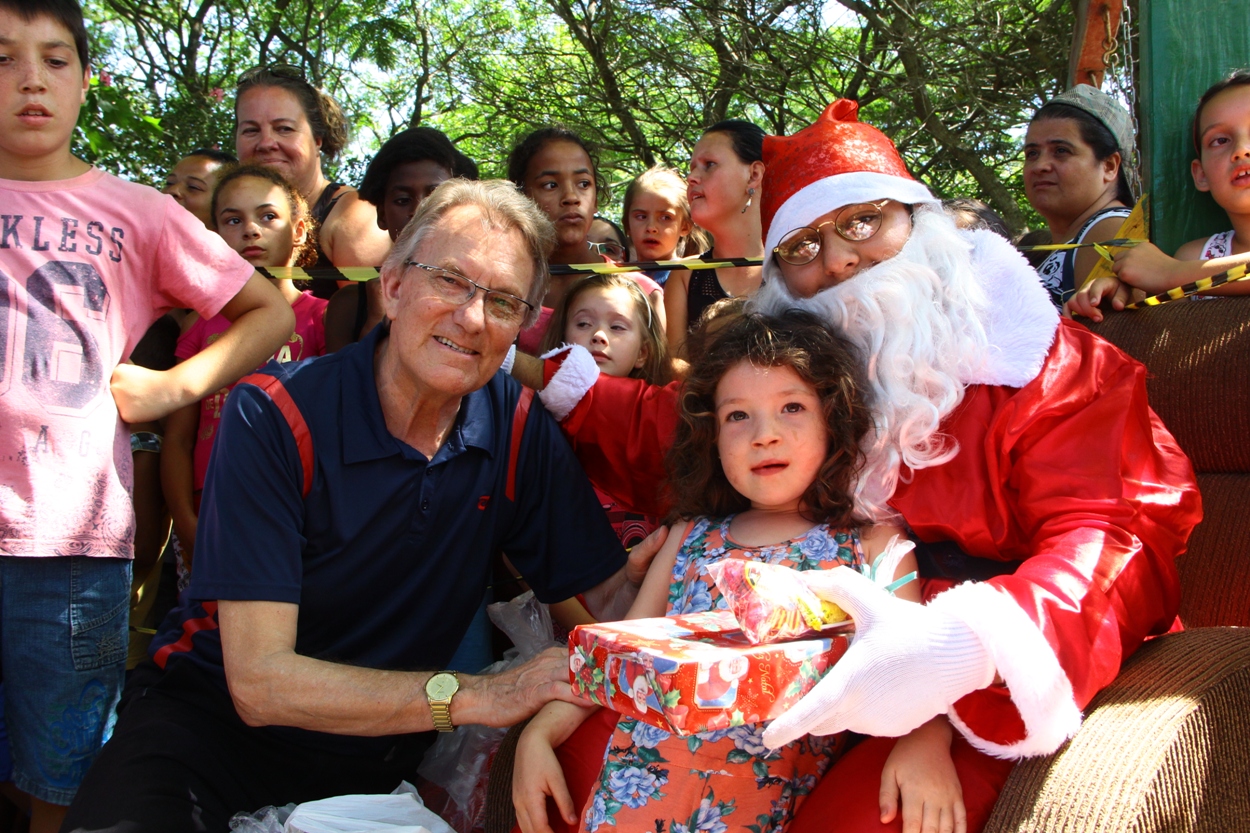 Vice-prefeito prestigia o evento que contou com a presença do Papai Noel