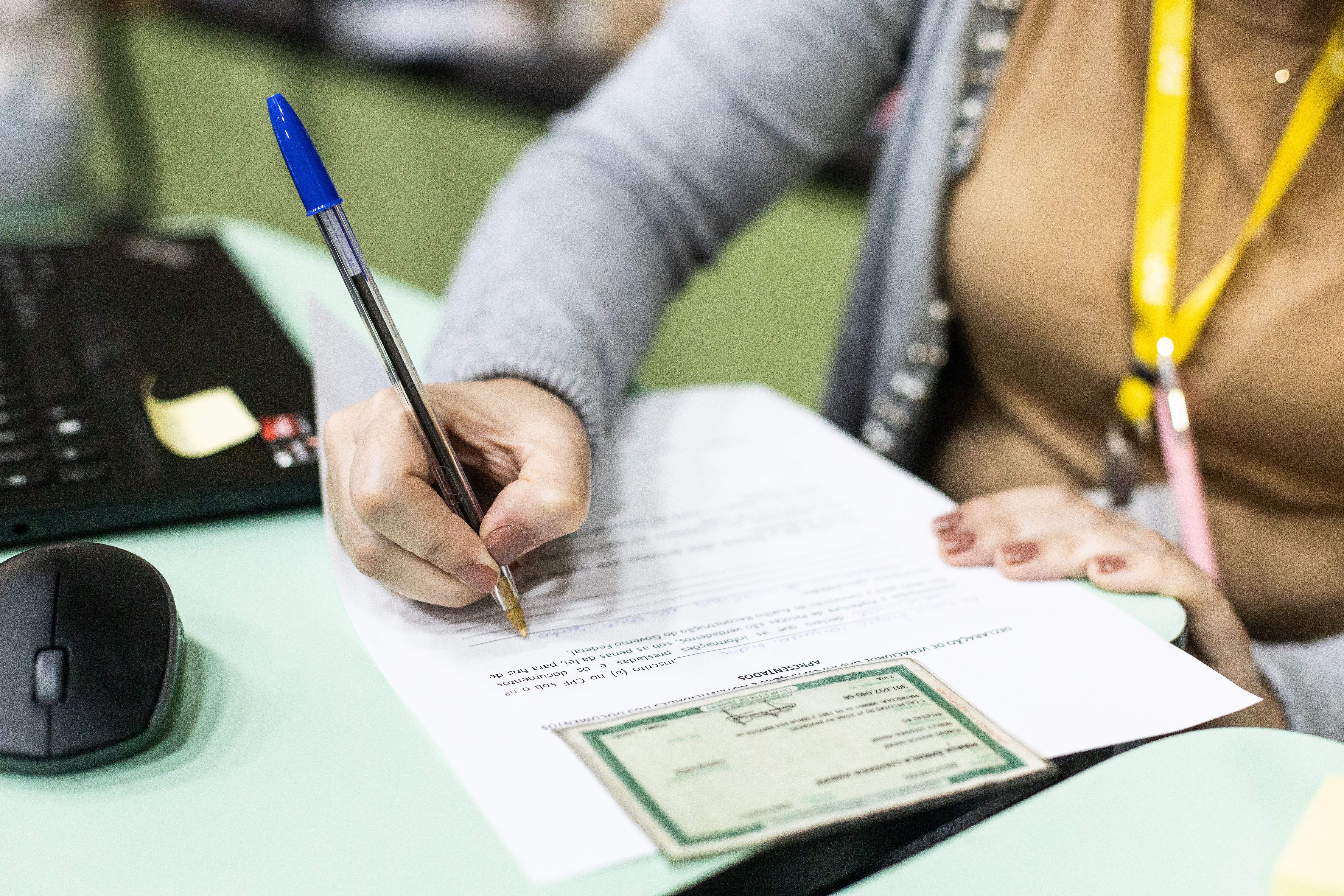 Equipes da Secretaria de Assistência Social seguem recebendo remanescentes do Laranjal nesta quinta-feira (7). Fichas serão distribuídas no local a partir das 8h até o meio-dia, enquanto o atendimento vai até as 14h